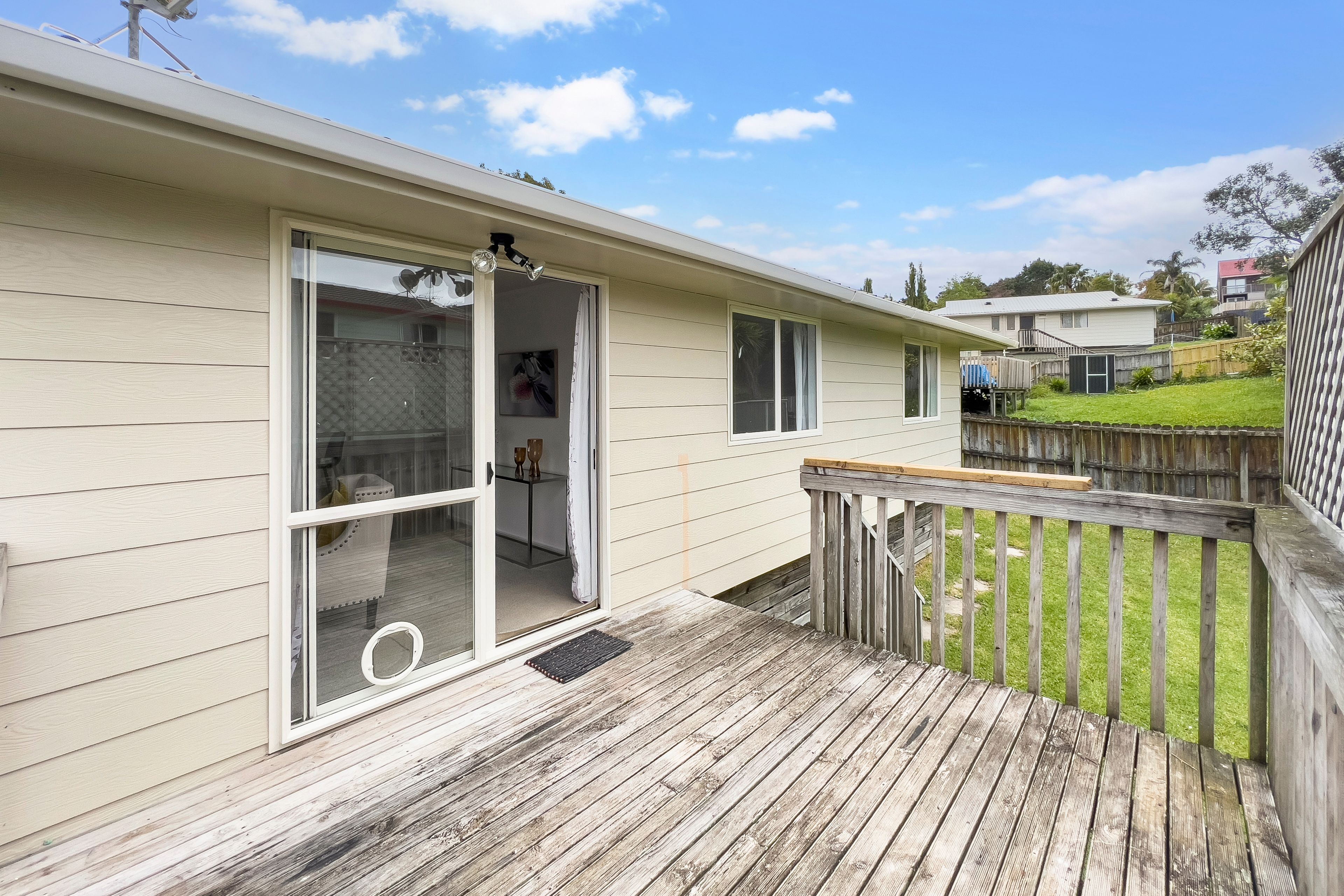 12a Maywood Crescent, Glen Eden, Waitakere City