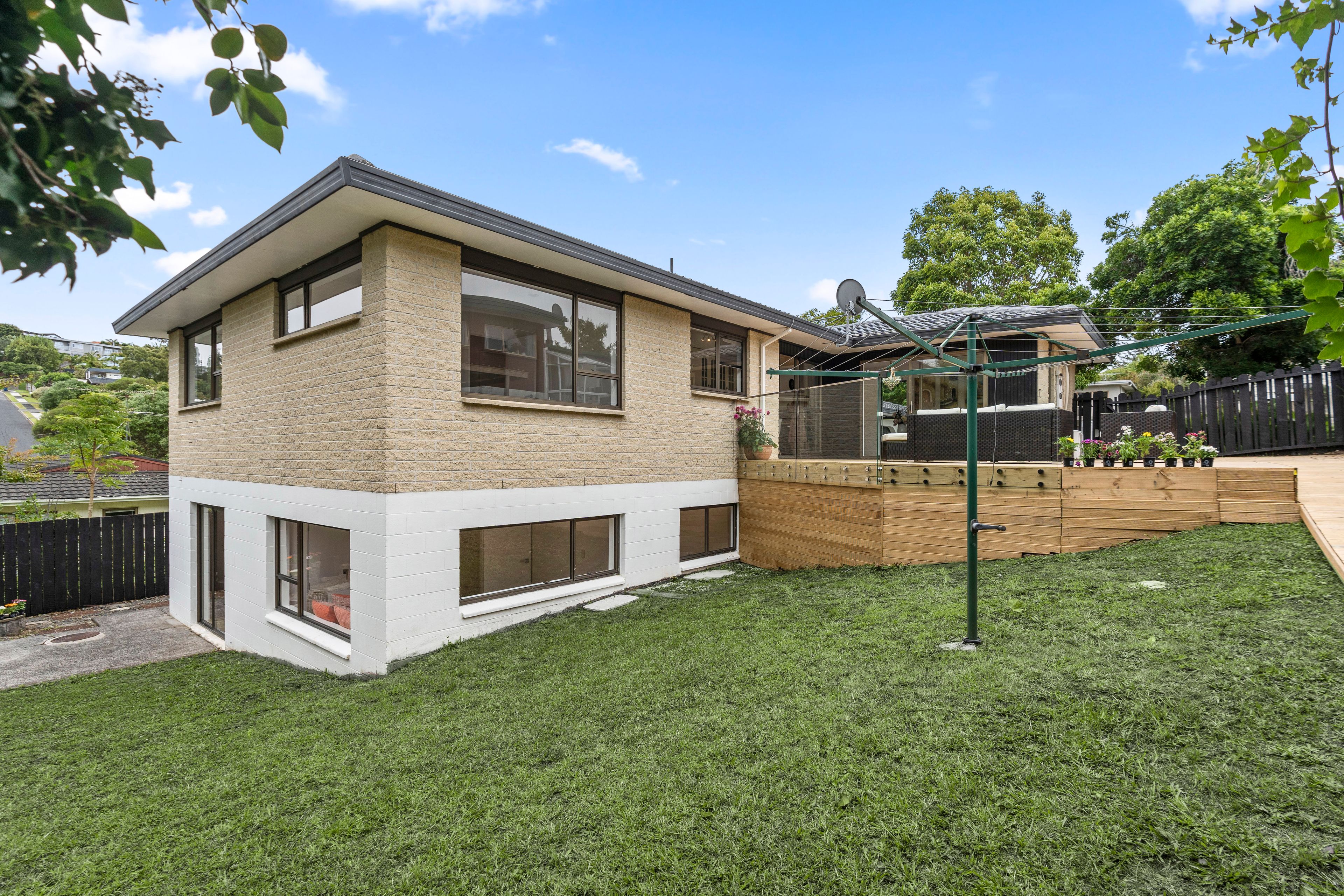 3 Montclair Rise, Browns Bay, North Shore City