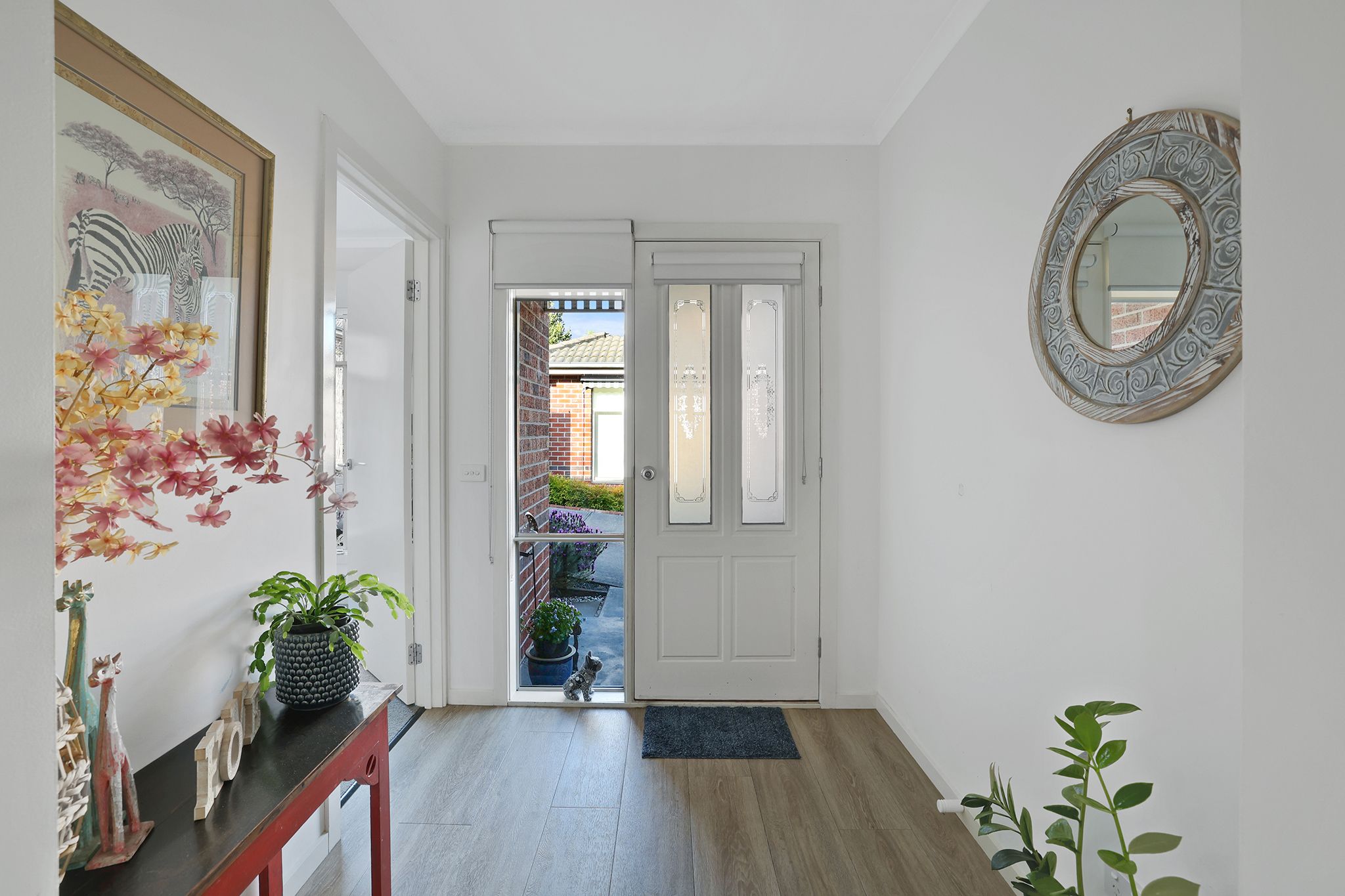 2/4 - 6 May Court, Garfield, VIC 3814
