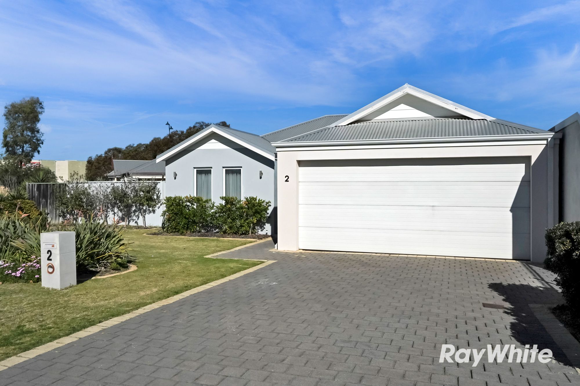 2 Mia Court, Ellenbrook, WA 6069