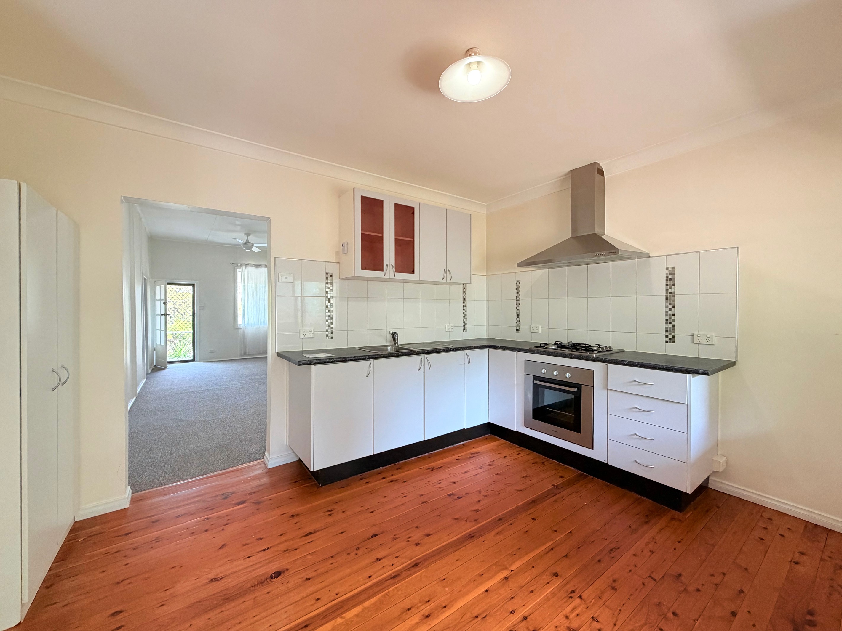 30 Gap Street, Parkes, NSW 2870