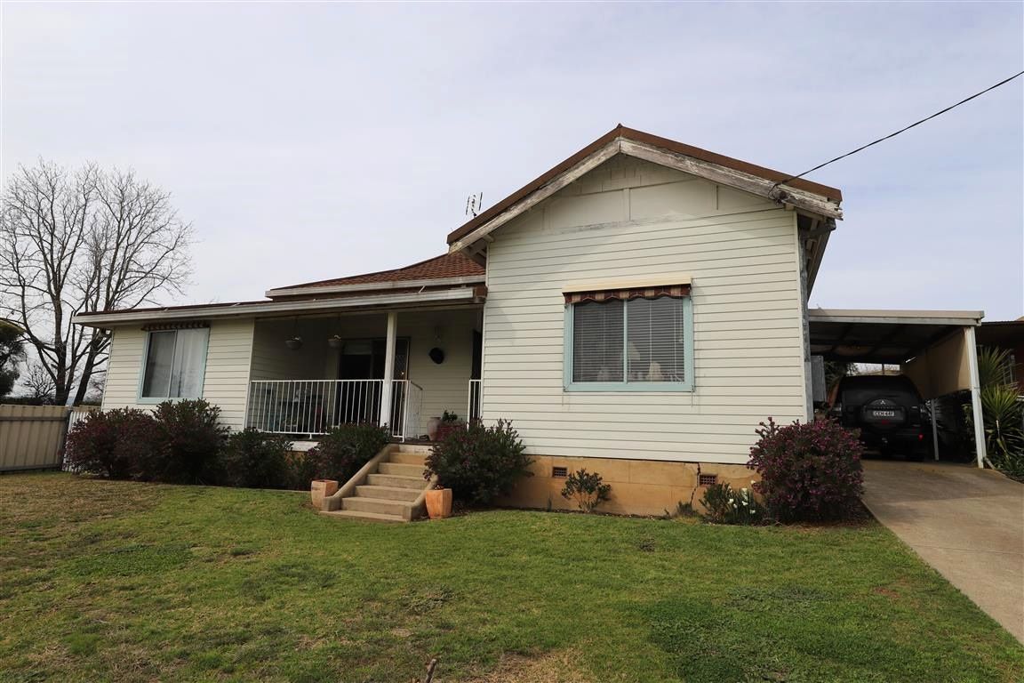 30A Howick Street, Tumut, NSW 2720