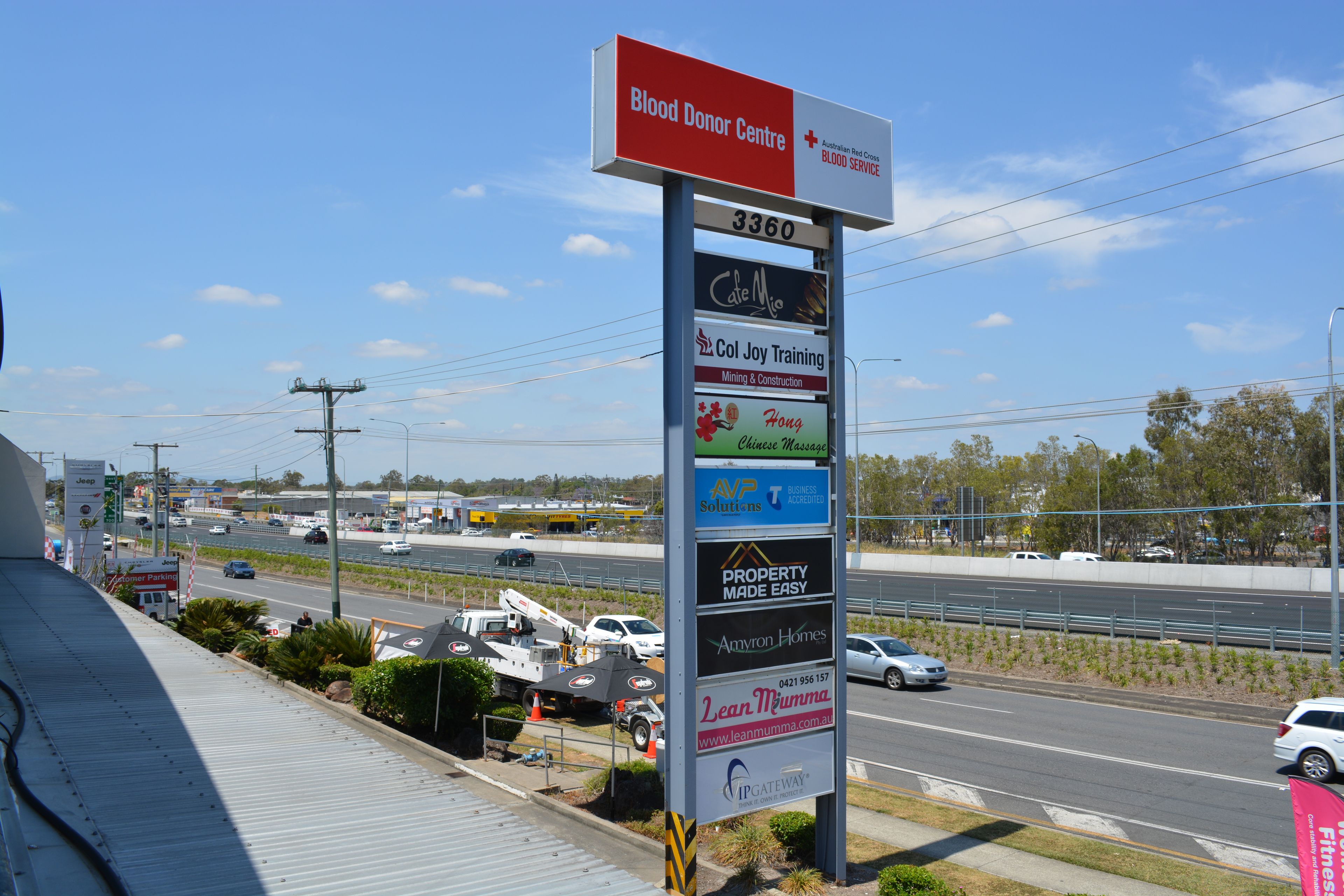 Unit 4/3360 Pacific Highway, Springwood, QLD 4127