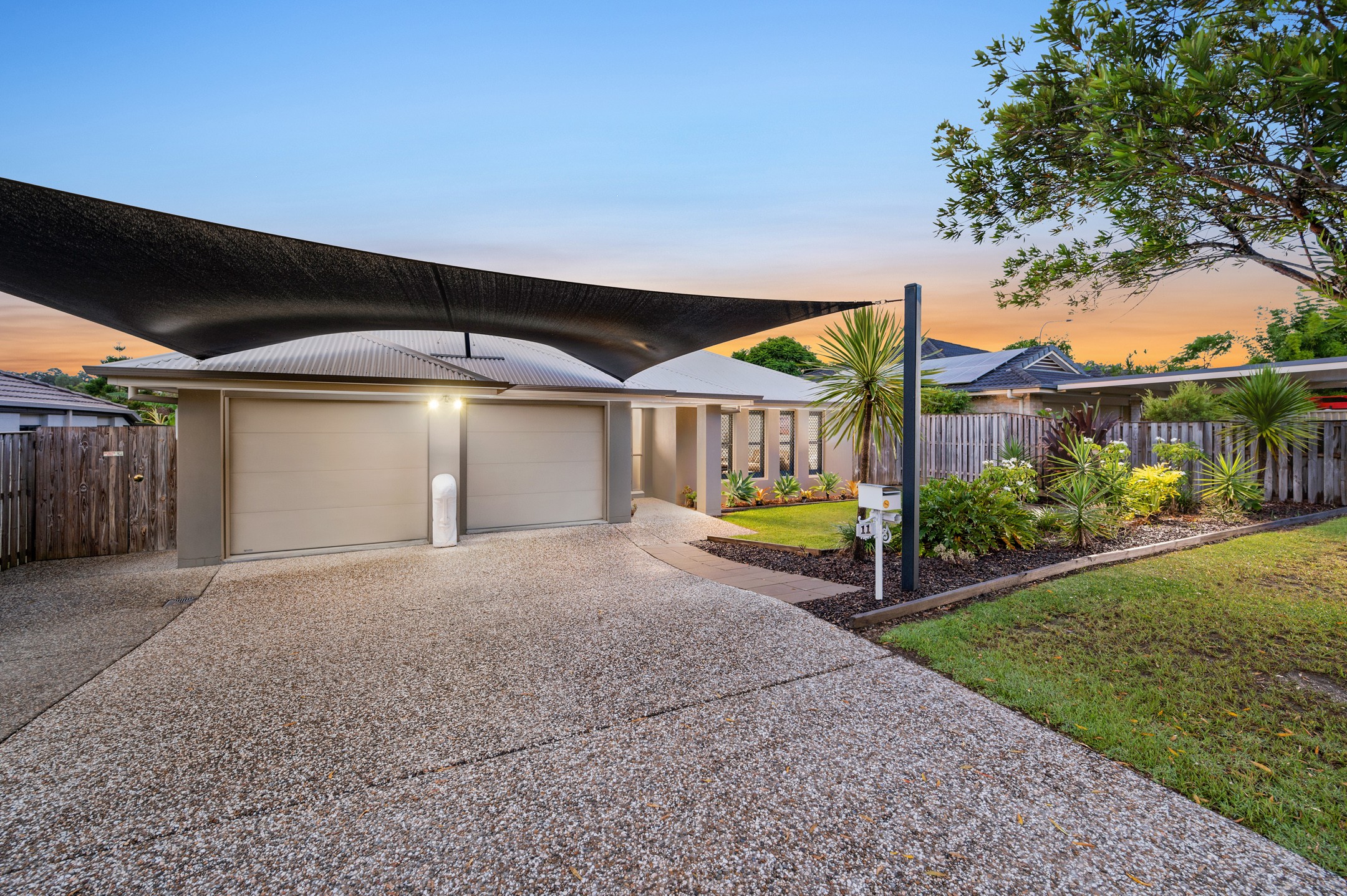 11 Witheren Circuit, Pacific Pines, QLD 4211