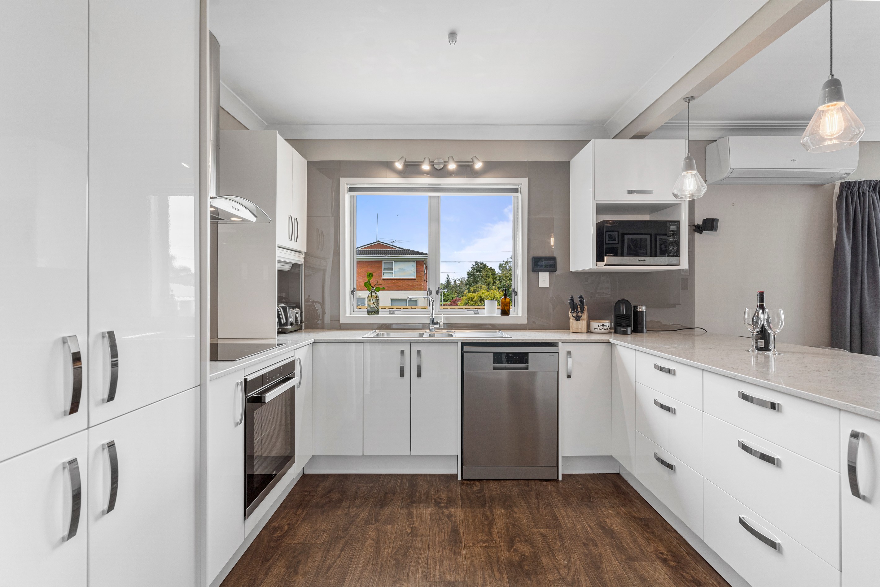 2/25 Lochinver Road, Papatoetoe, Manukau City