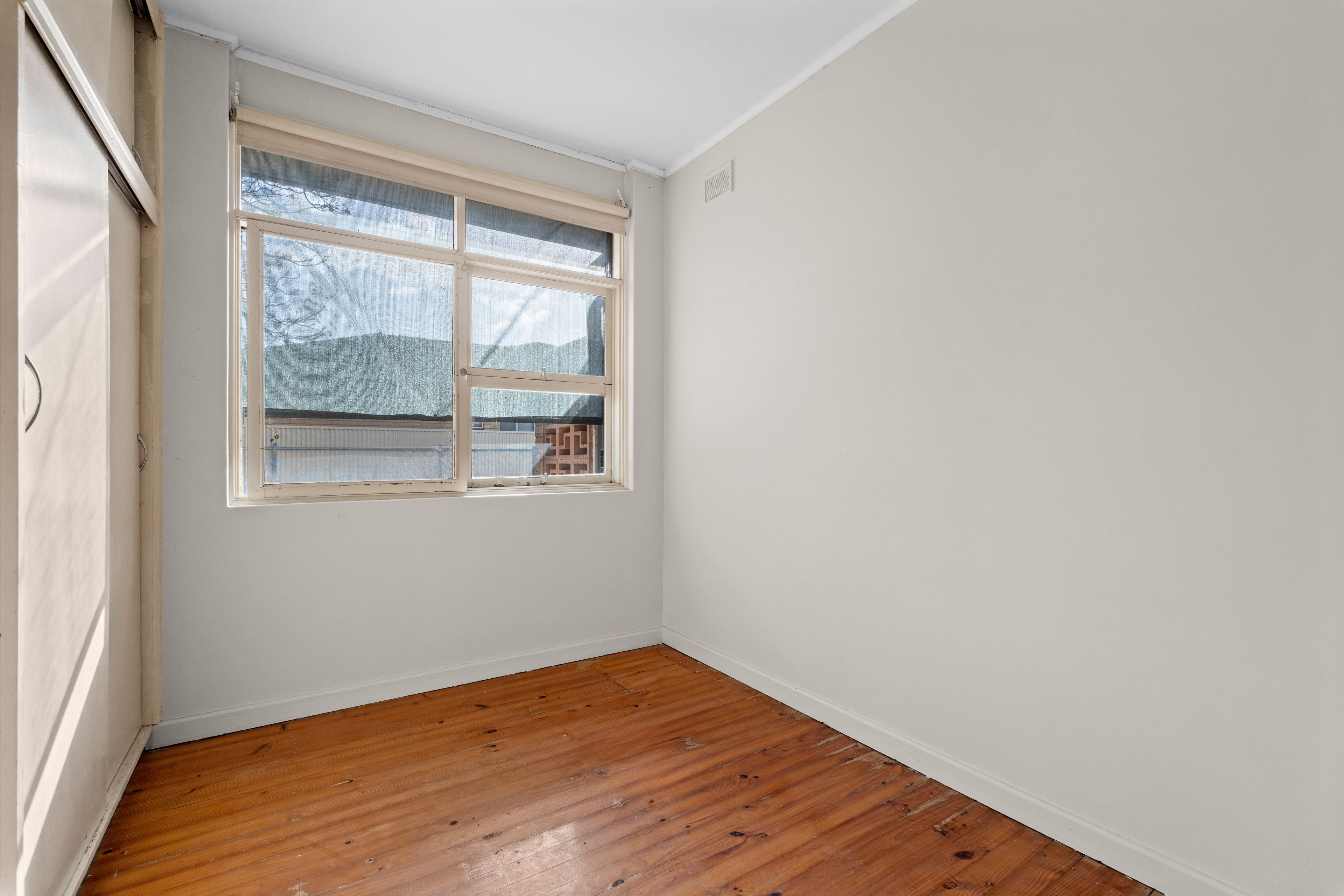 10 Warren Avenue — photo 12 of 17