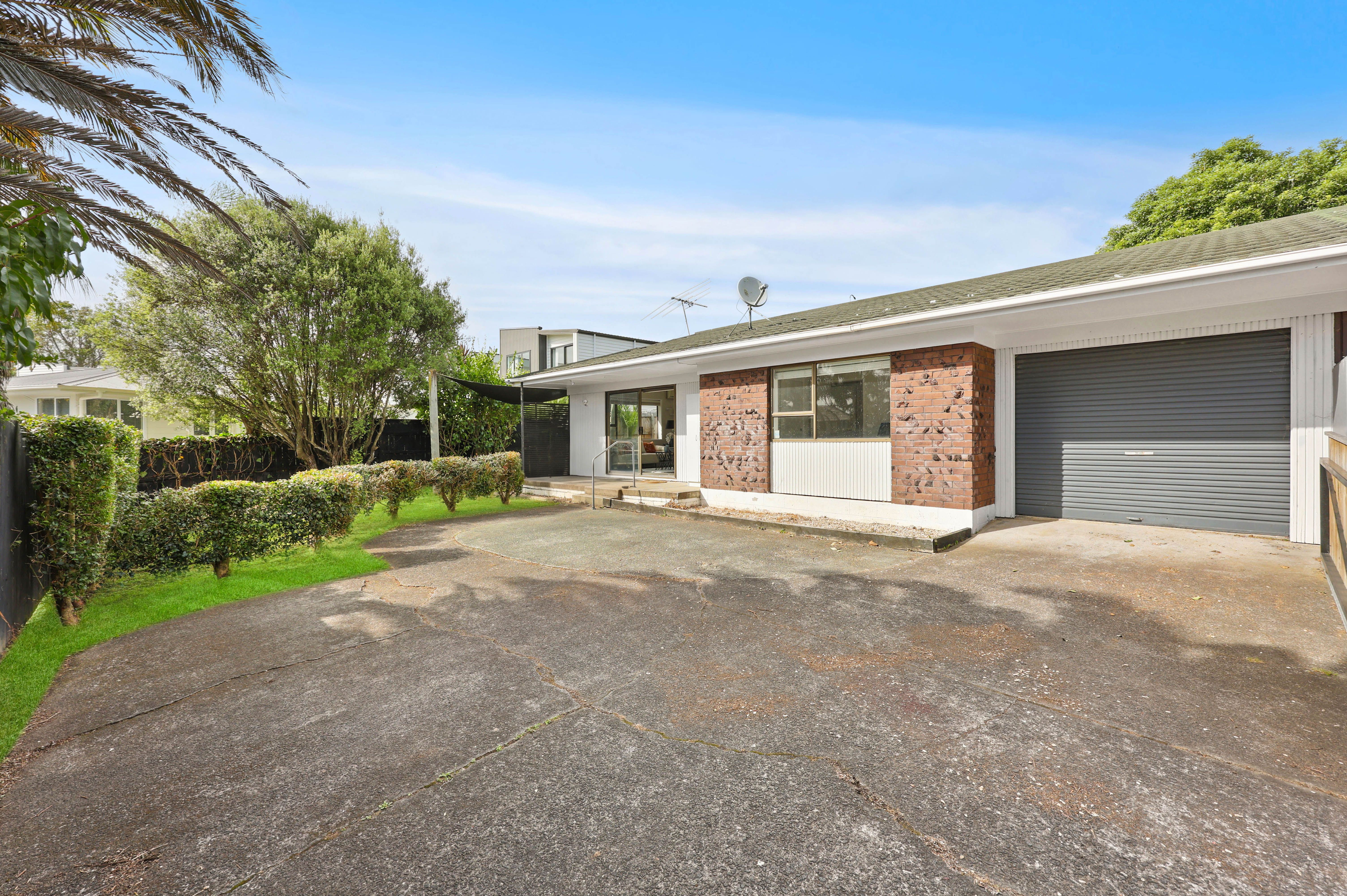 2/27 Matuhi Rise, Henderson, Waitakere City