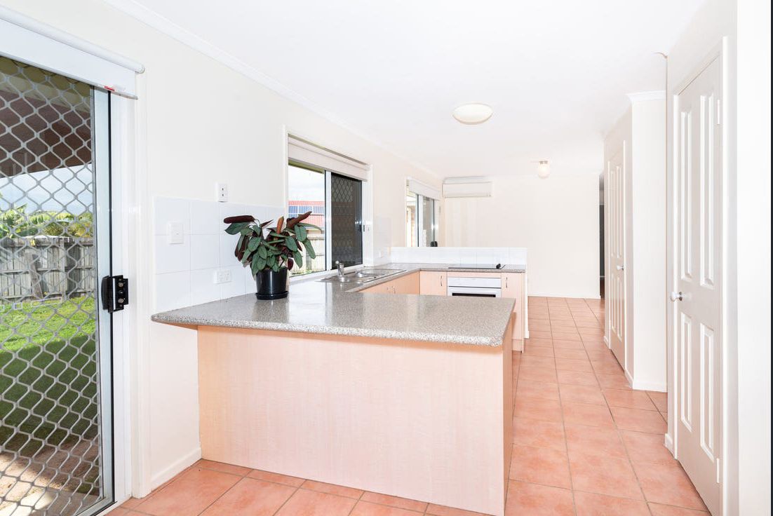 8 Andrea Court, Deception Bay, QLD 4508