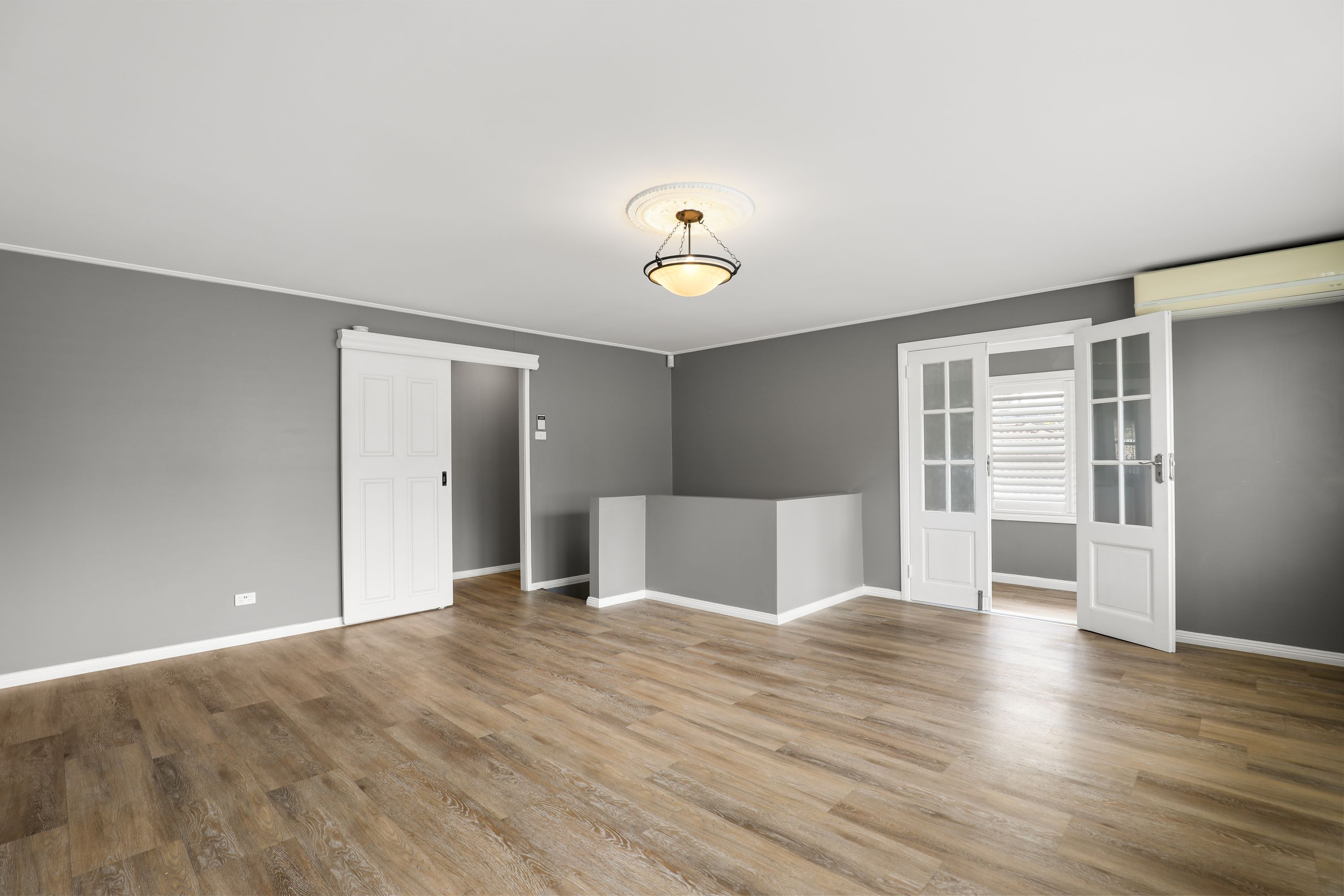 12 Richard Avenue — photo 5 of 15