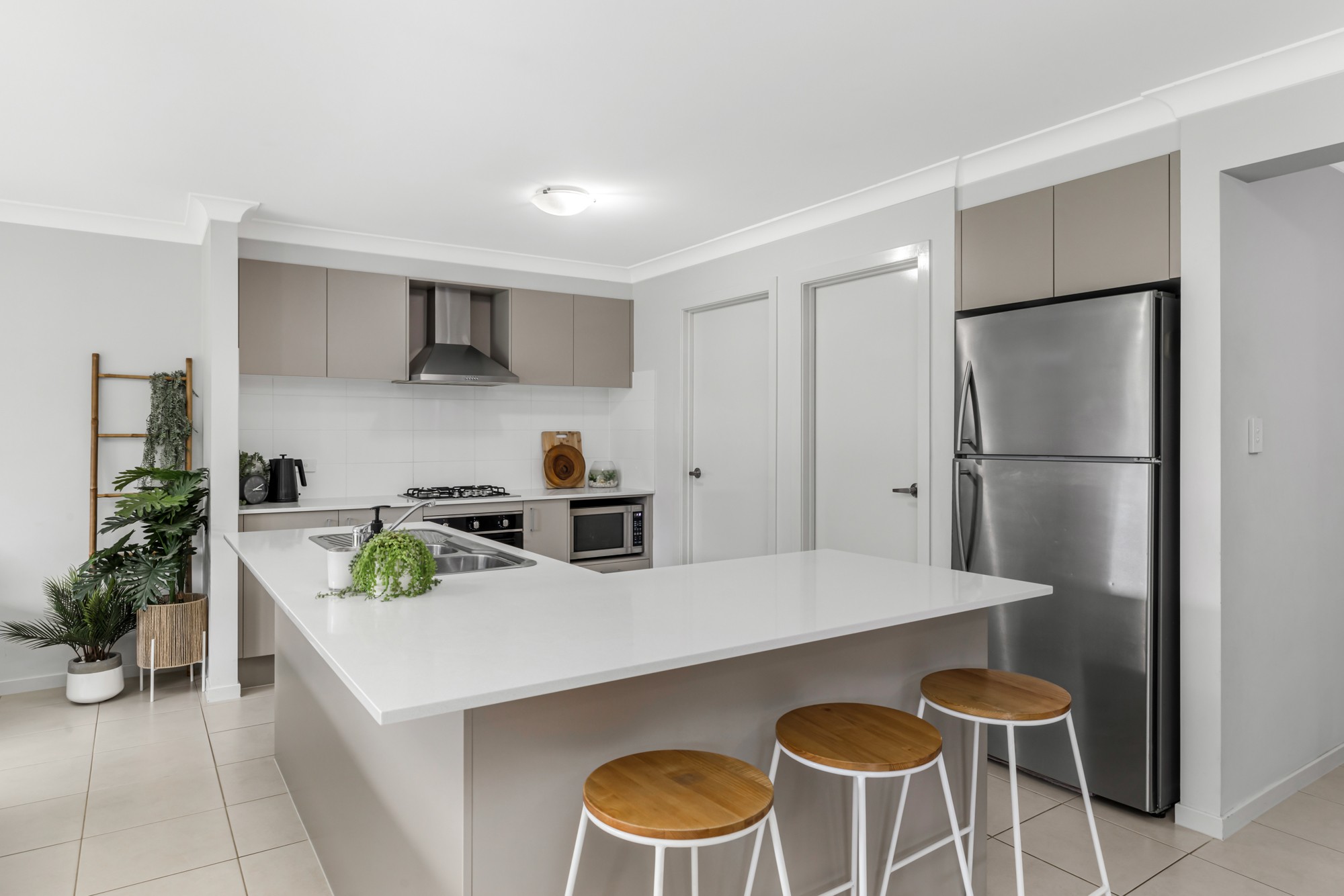 6 Treeview Place, Glenmore Park, NSW 2745