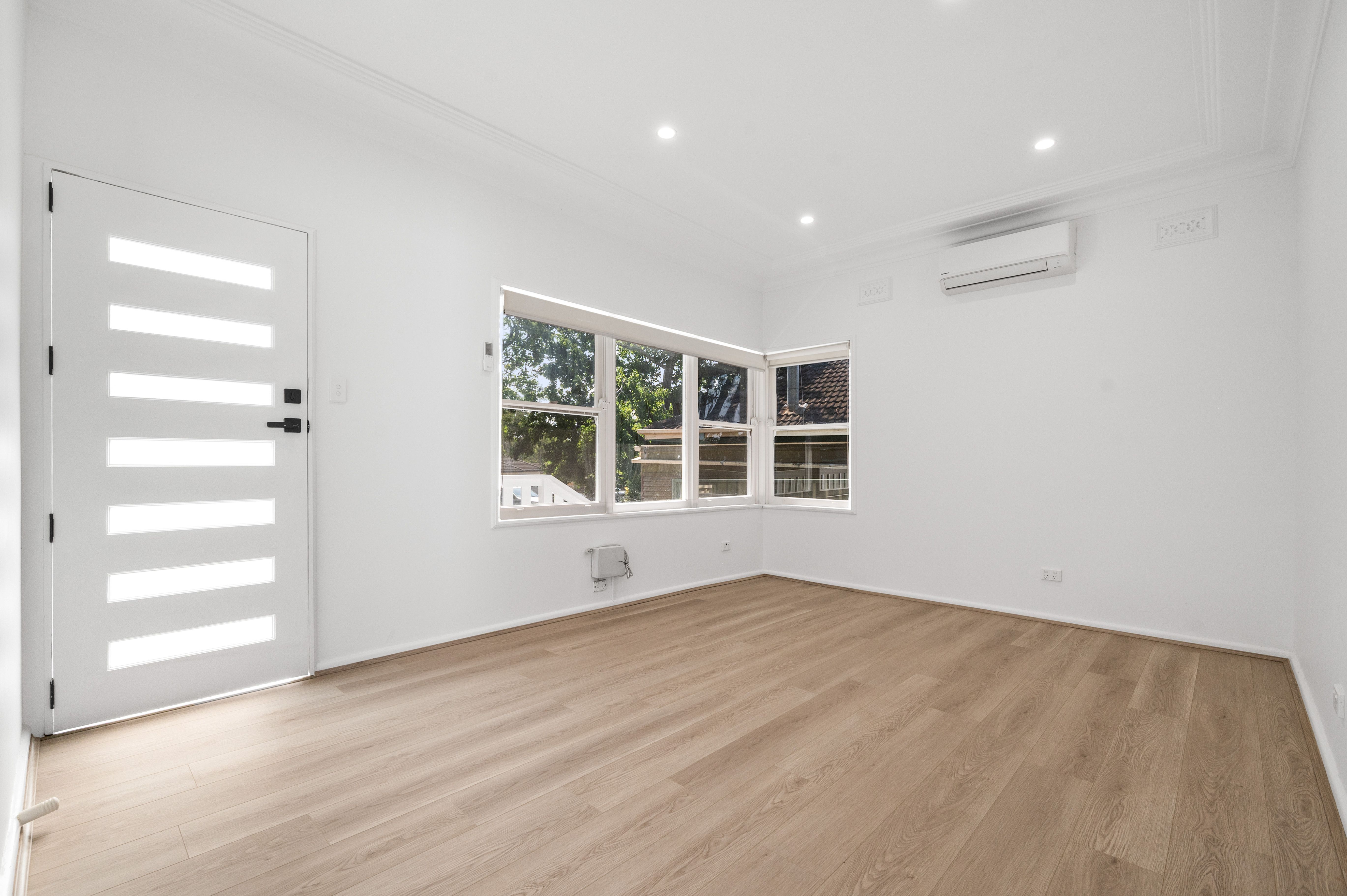 10 Lawson Street, Campbelltown, NSW 2560