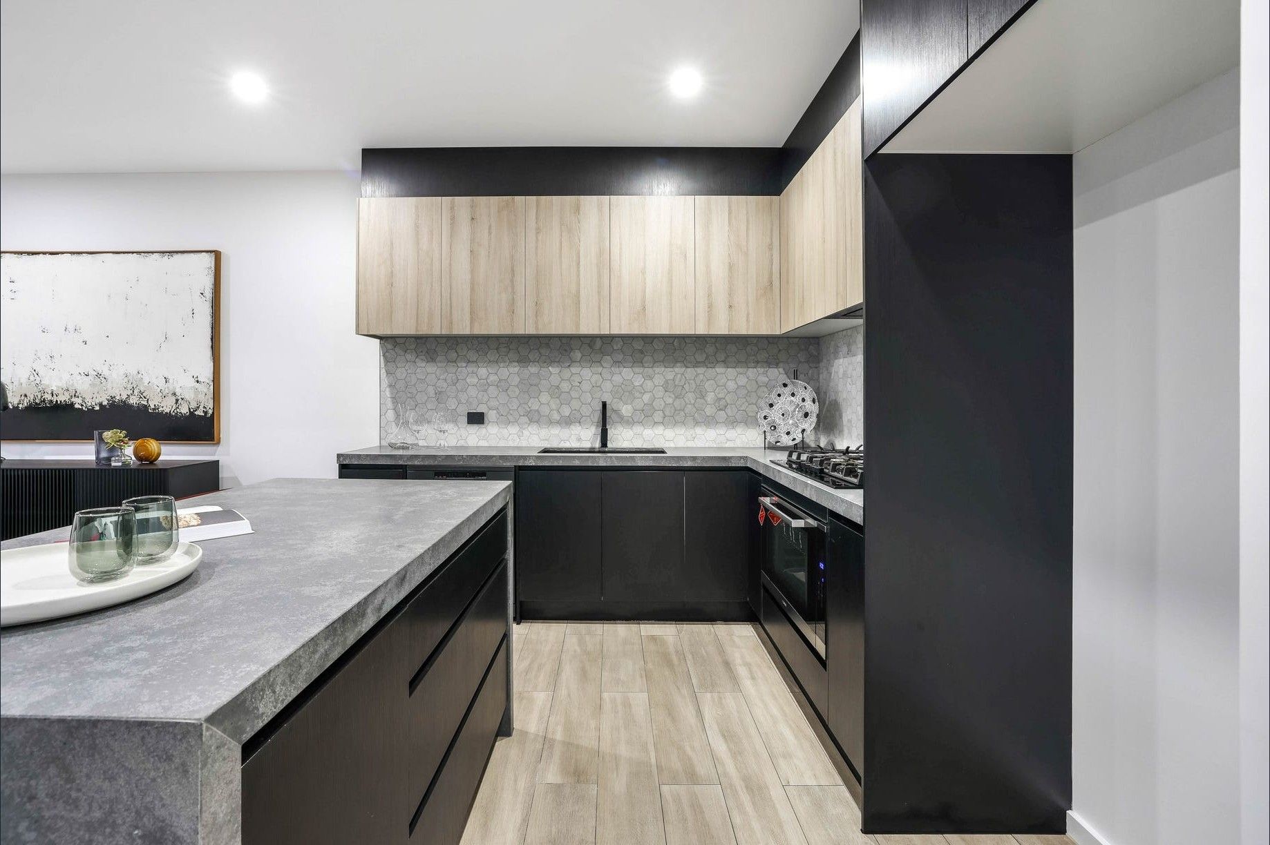 8 Clara Street — photo 5 of 15