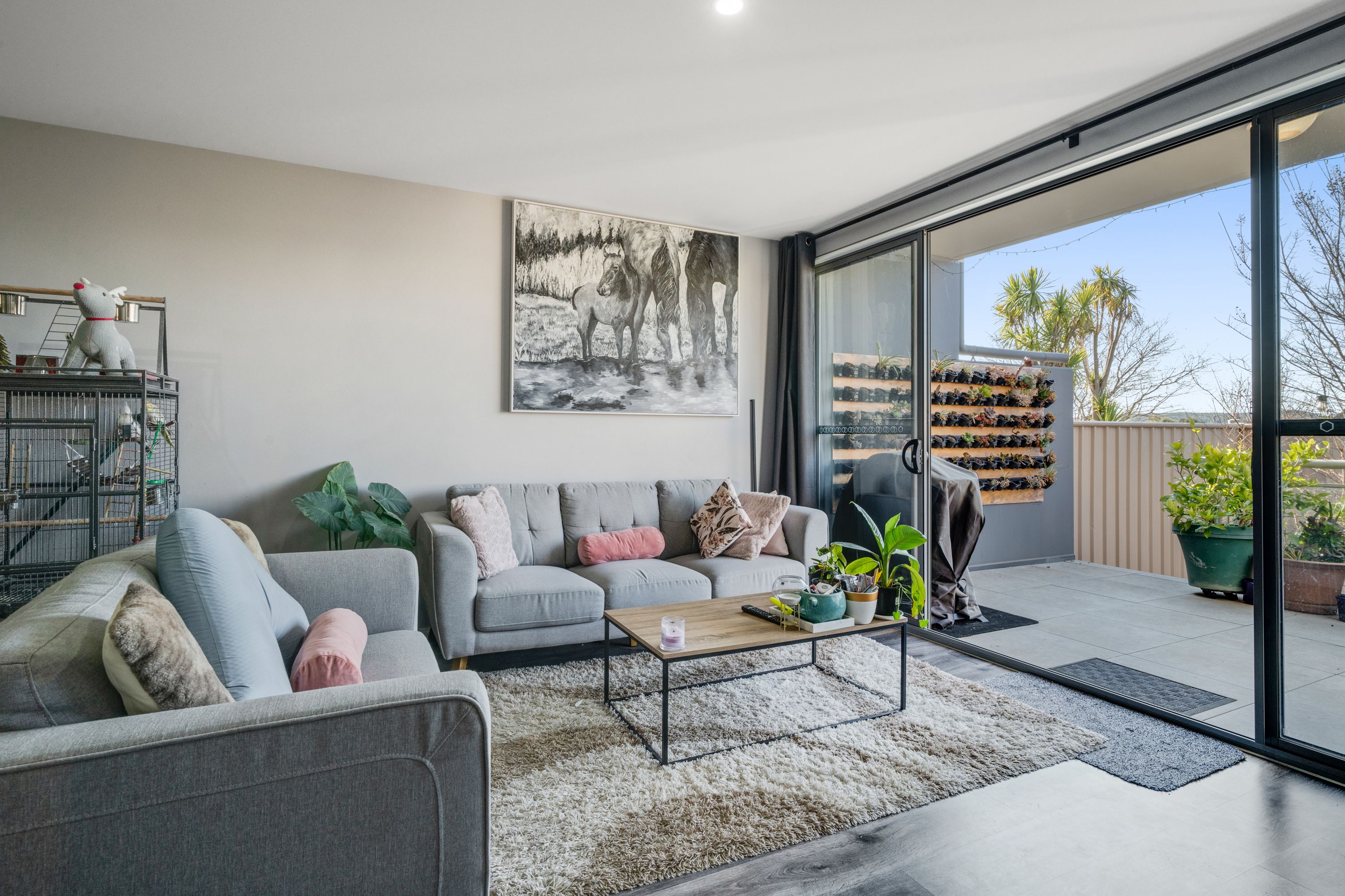 2C/17 Uriarra Road, Queanbeyan, NSW 2620