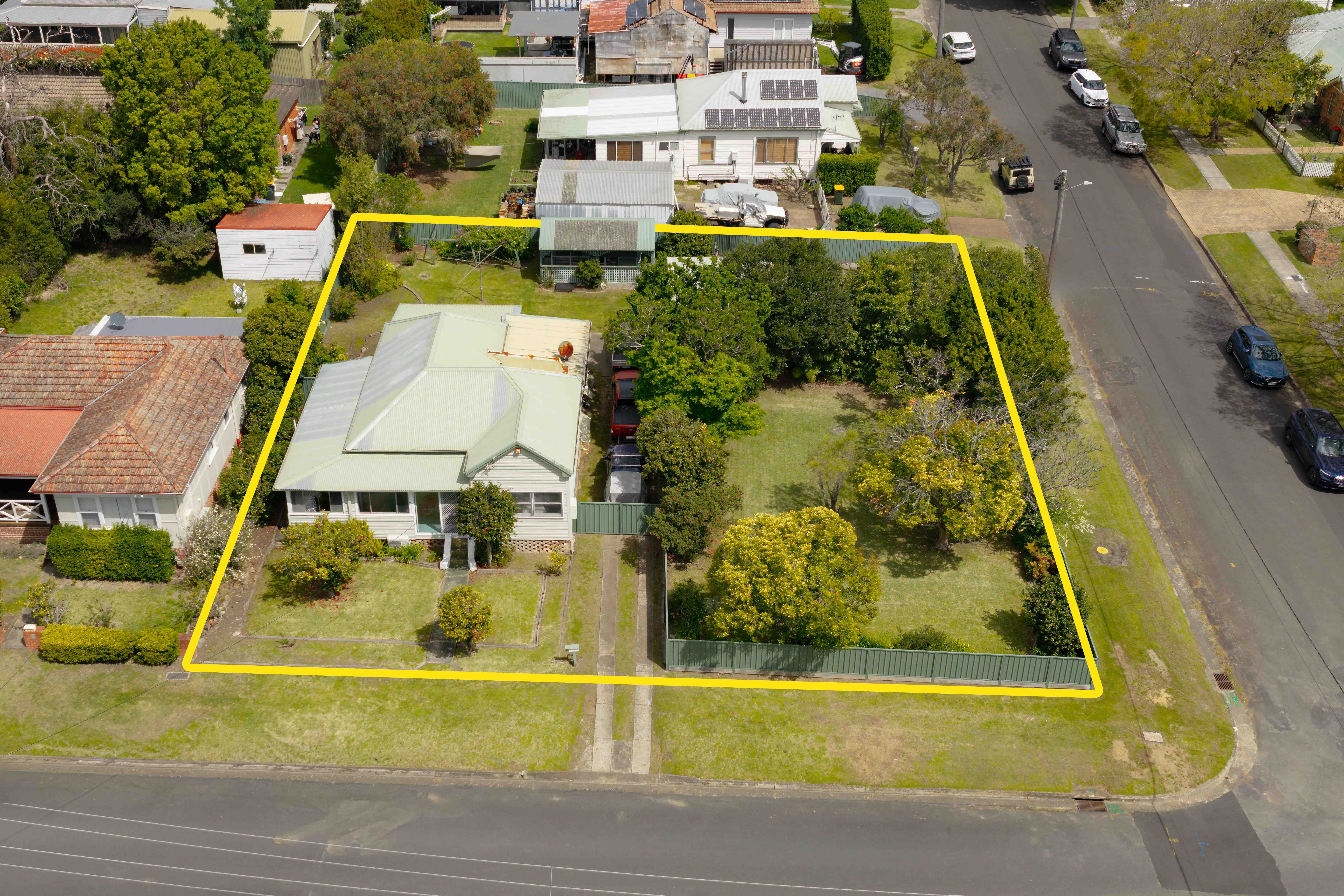 22 Hyam Street — photo from Ray White Shoalhaven Central Group