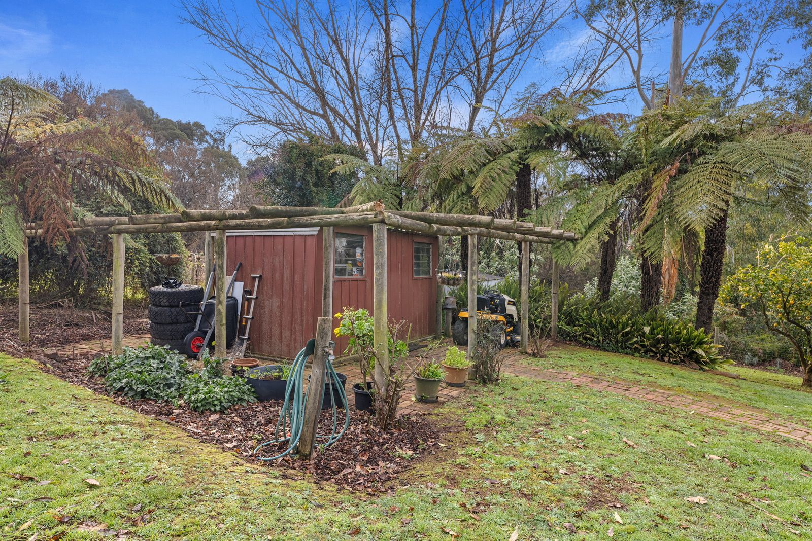 1 Haw Street — photo 12 of 17