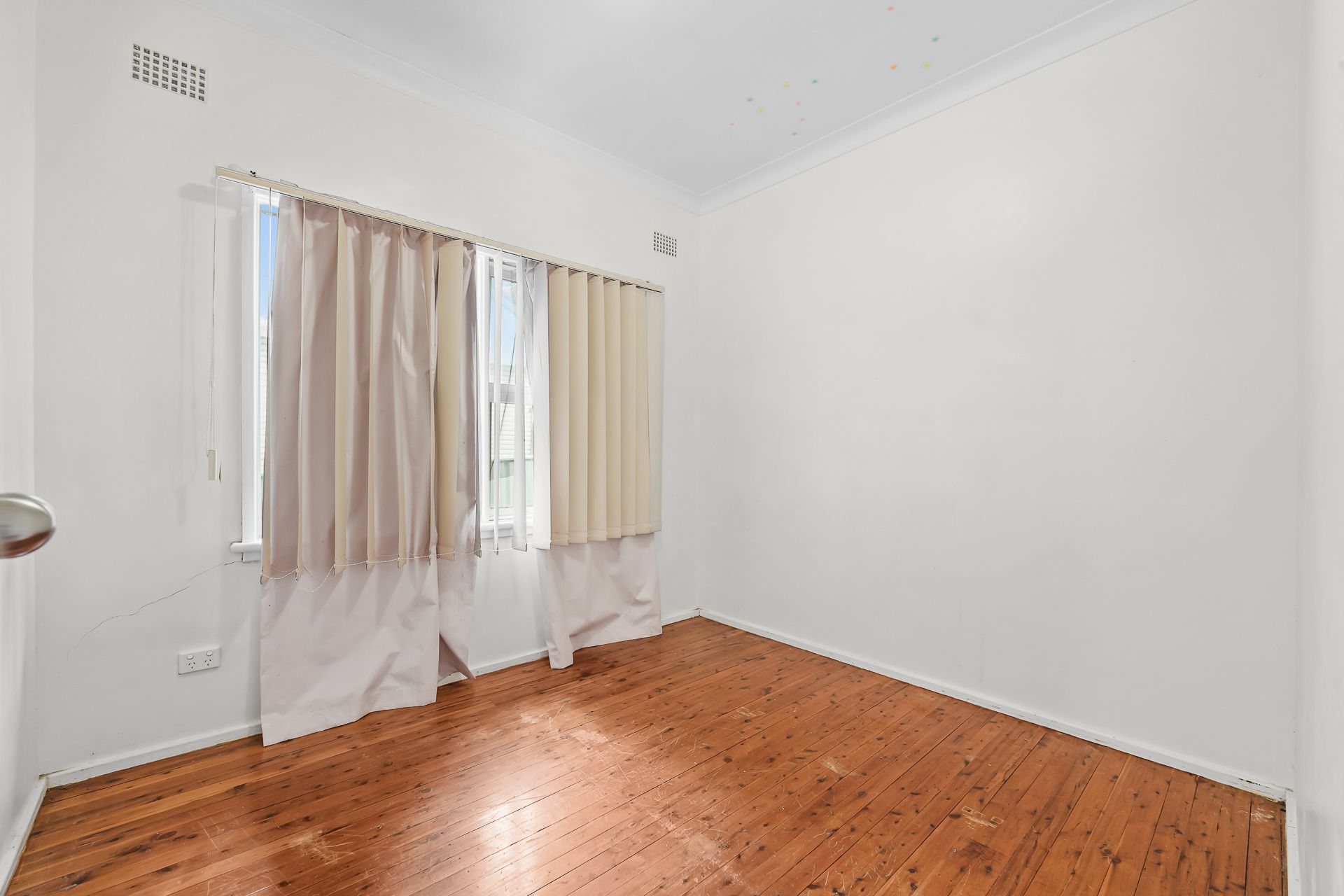 202 Edmondson Avenue — photo 8 of 18