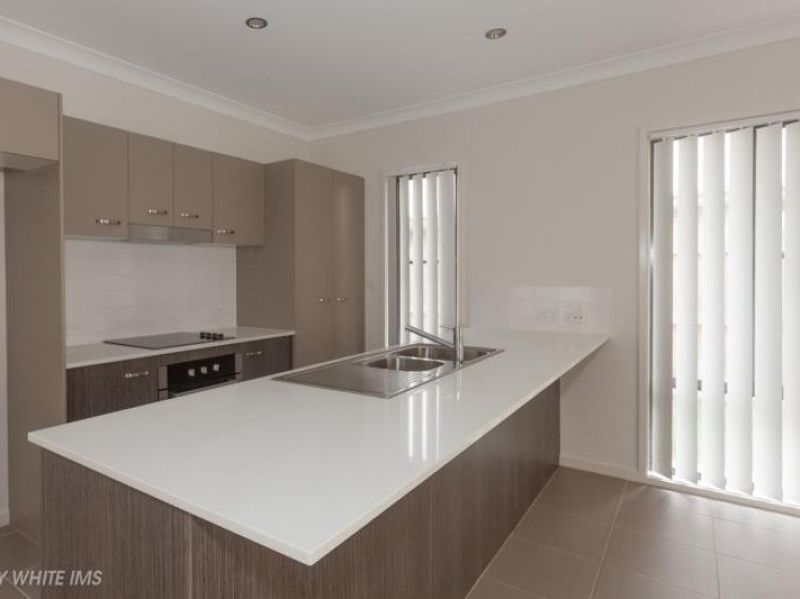 16 Carron Court, Brassall, QLD 4305