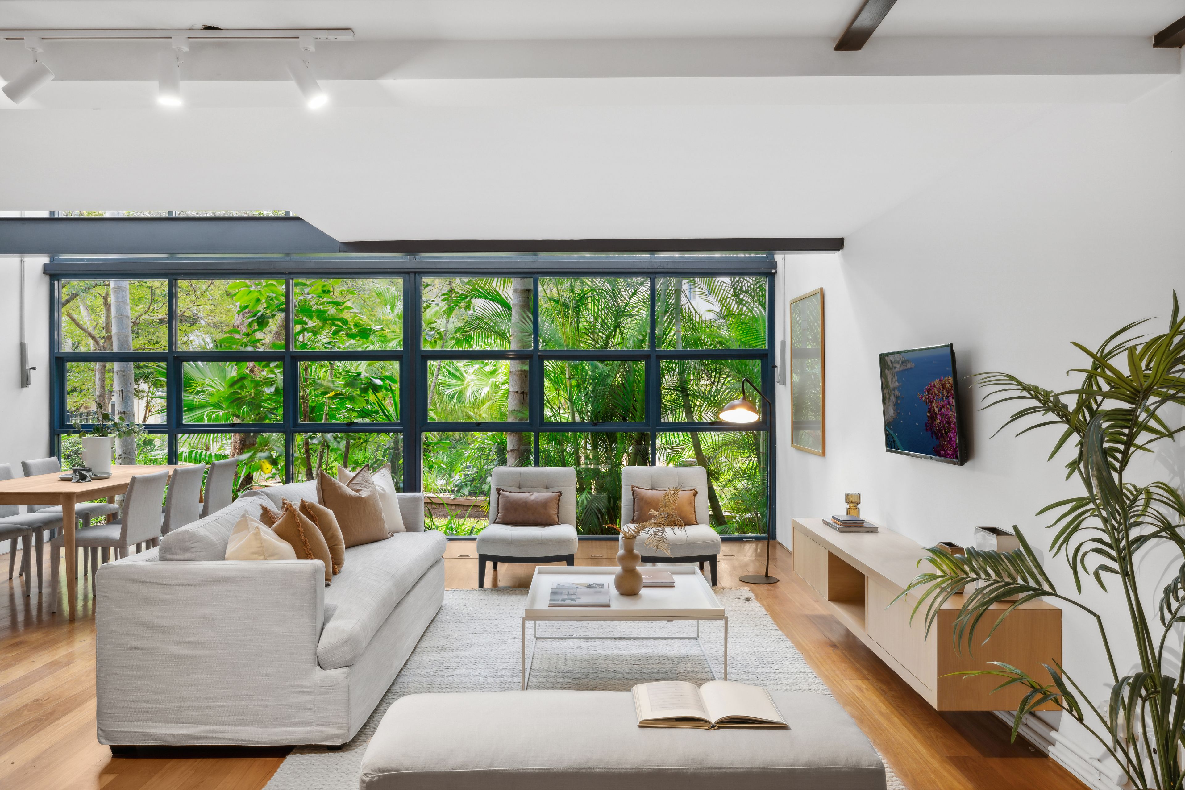 28/2 Cardigan Lane, Camperdown, NSW – Home For Sale • Ray White