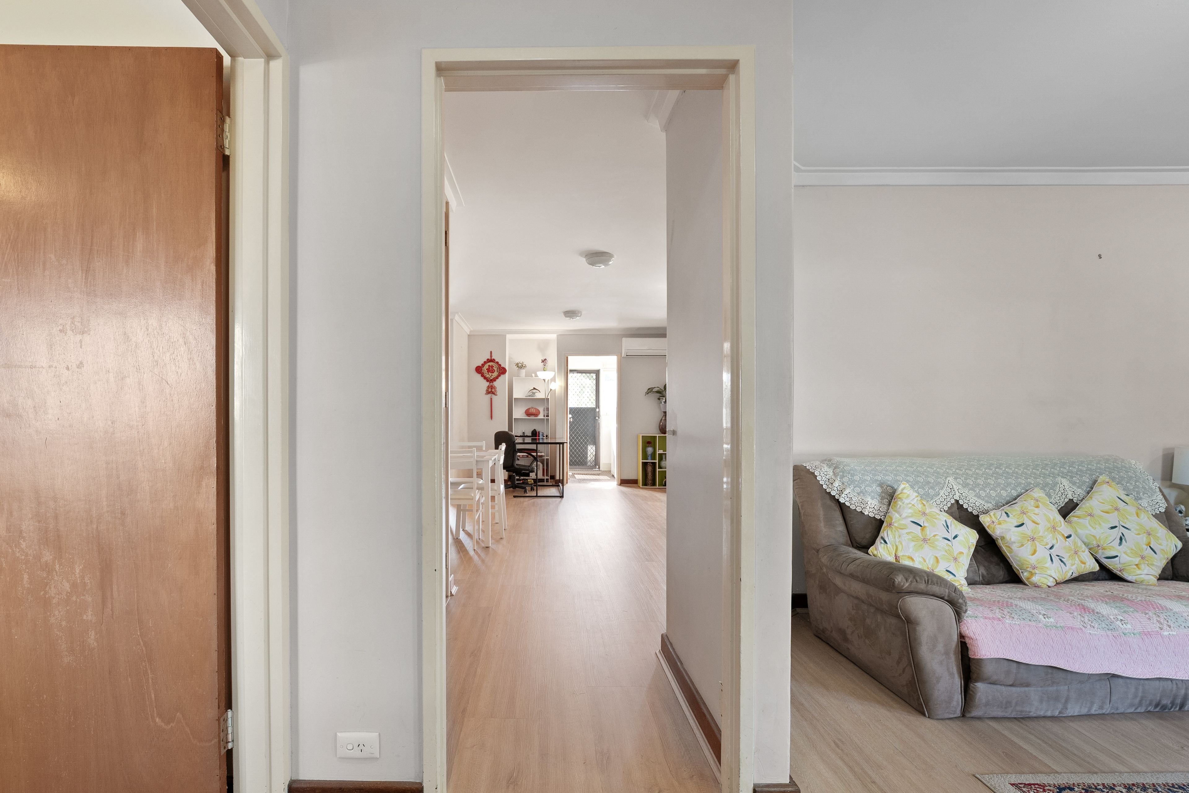 33 Millgrove Avenue — photo 8 of 29