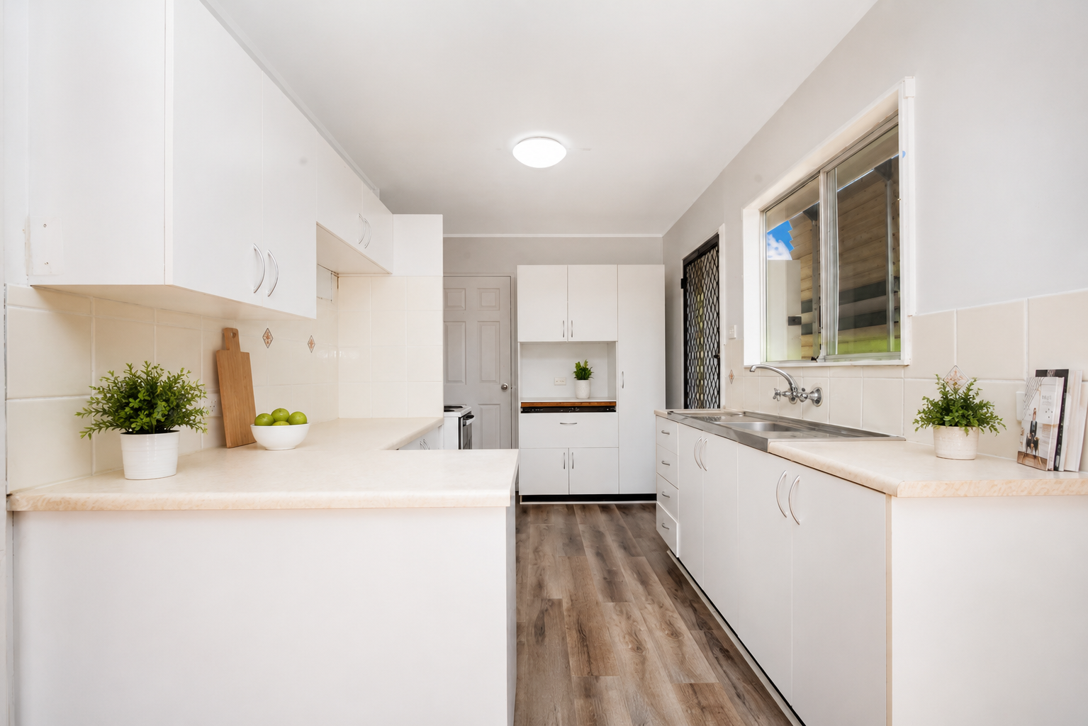 25 Farrell Street, Kirwan, QLD 4817