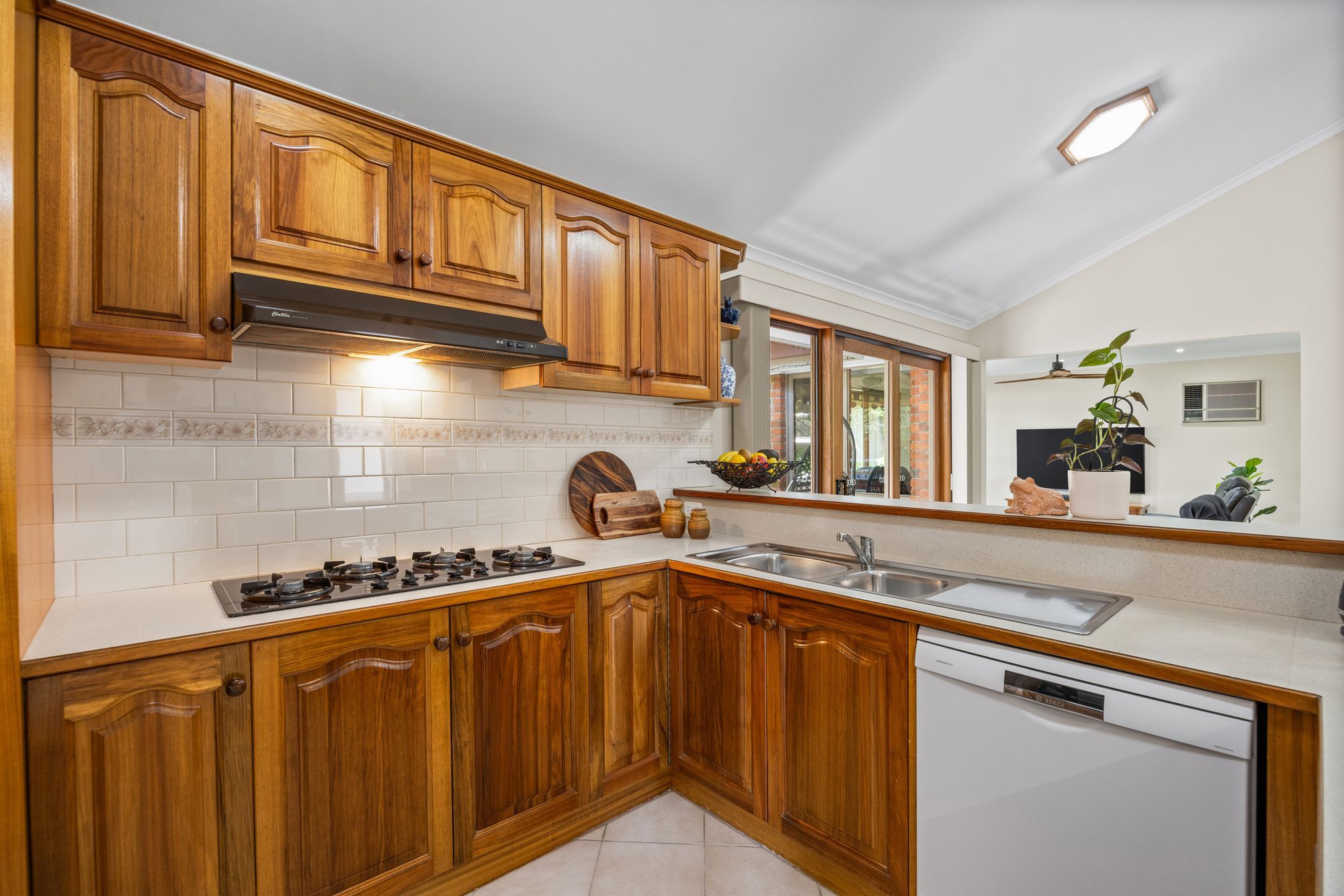 6 Hepburn Court — photo 7 of 21