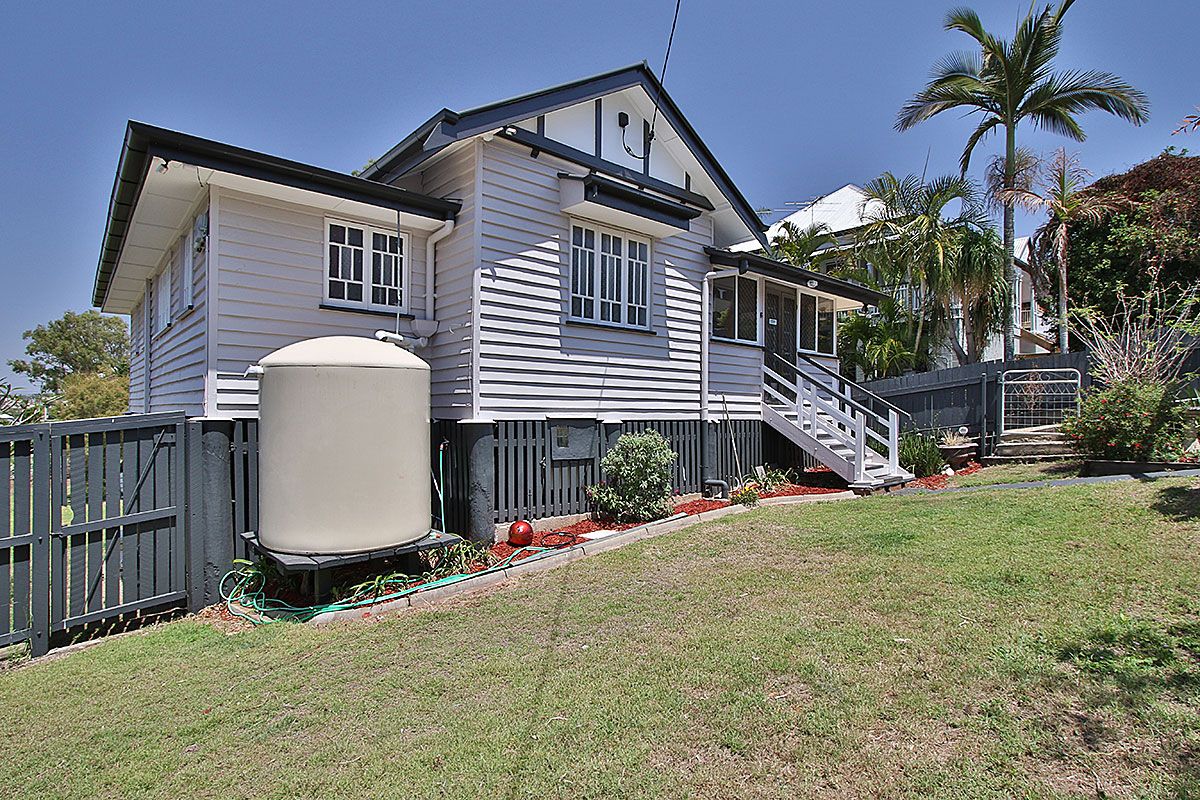 9 Birdwood Street, North Ipswich, QLD 4305