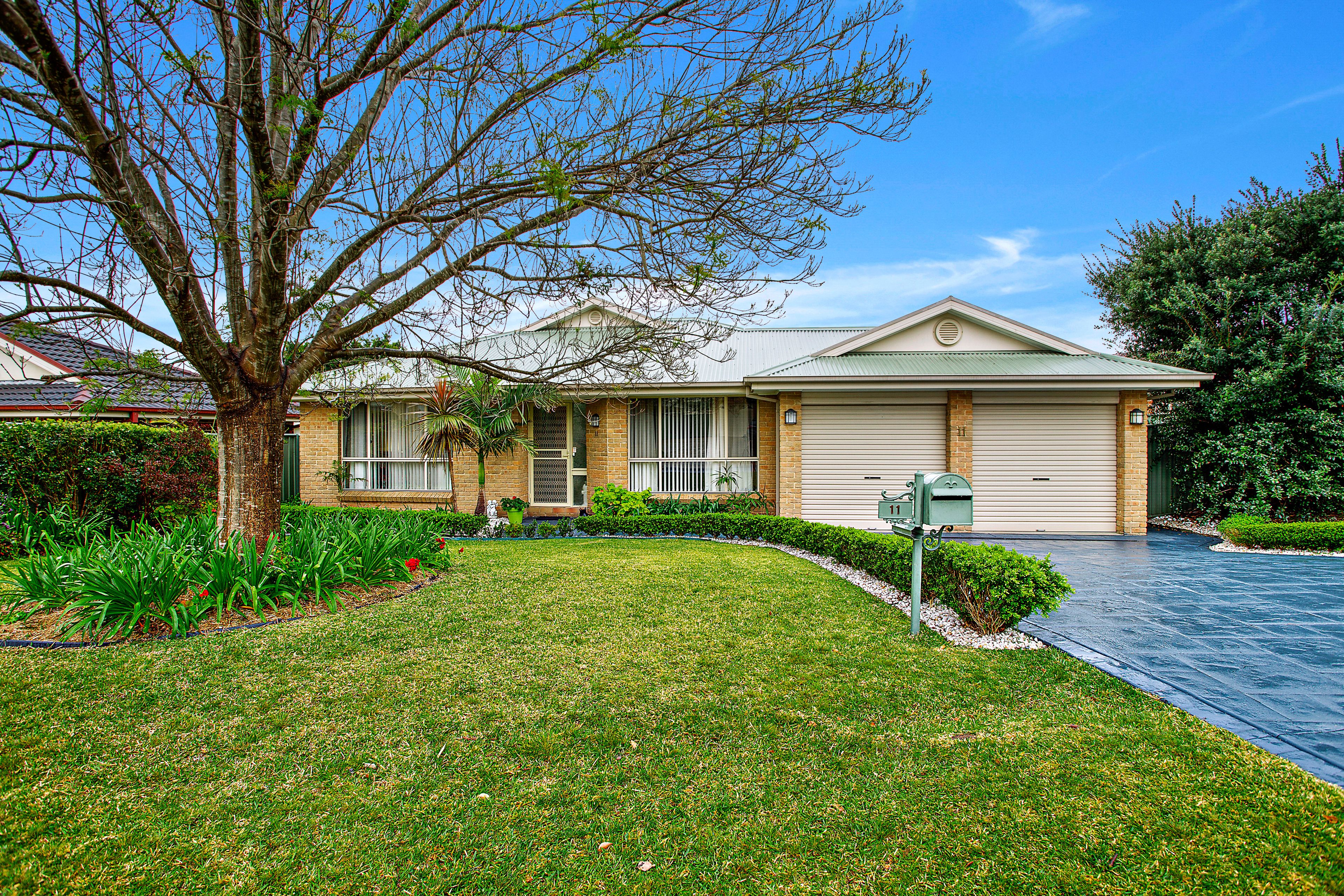 11 Helena Place, Albion Park NSW 2527