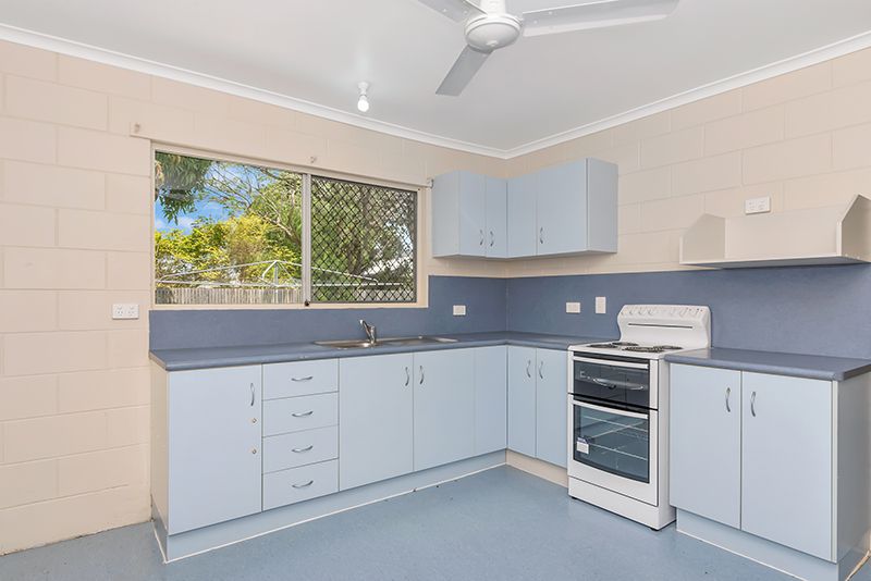 38 Kittyhawk Crescent, Kirwan, QLD 4817