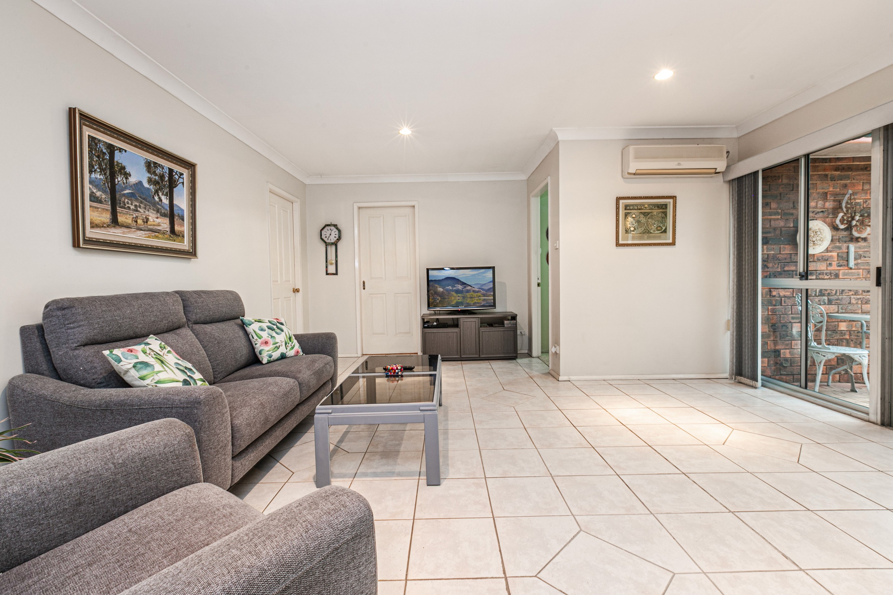 4 Robinson Place, Baulkham Hills, NSW 2153