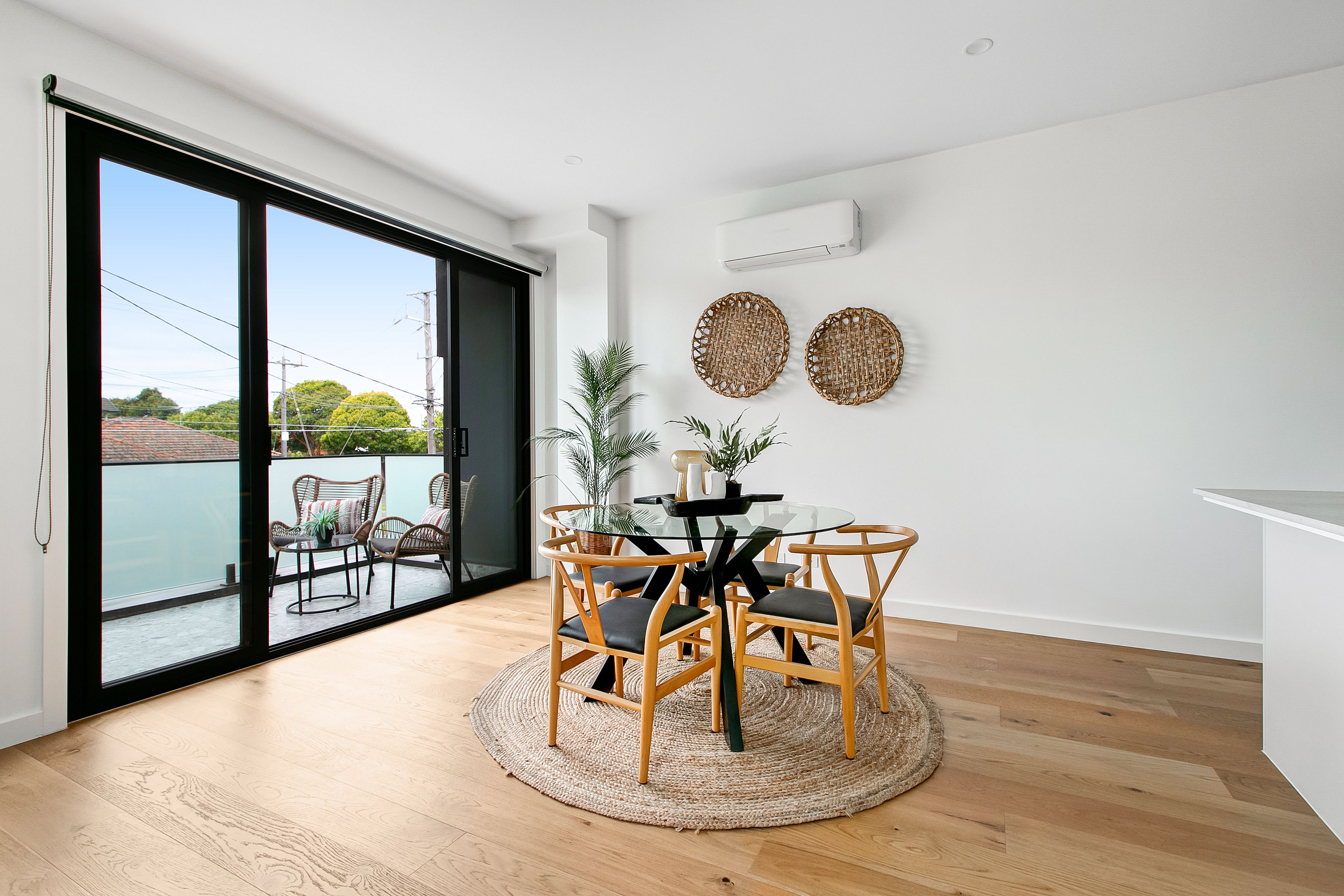 715-gilbert-road-reservoir-vic-3073-sold-townhouse-ray-white-preston