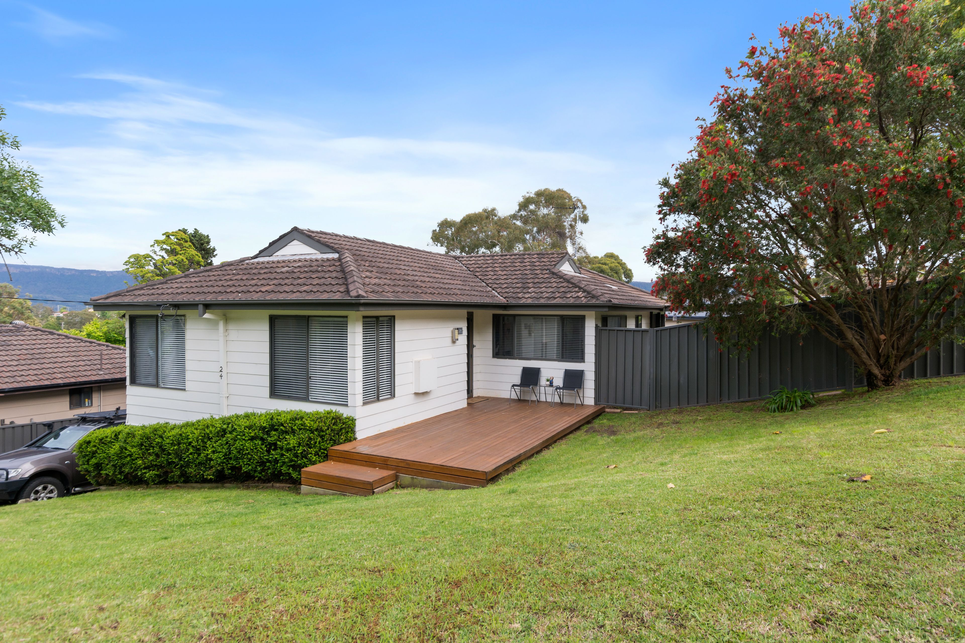 24 Bright Parade, Dapto NSW 2530