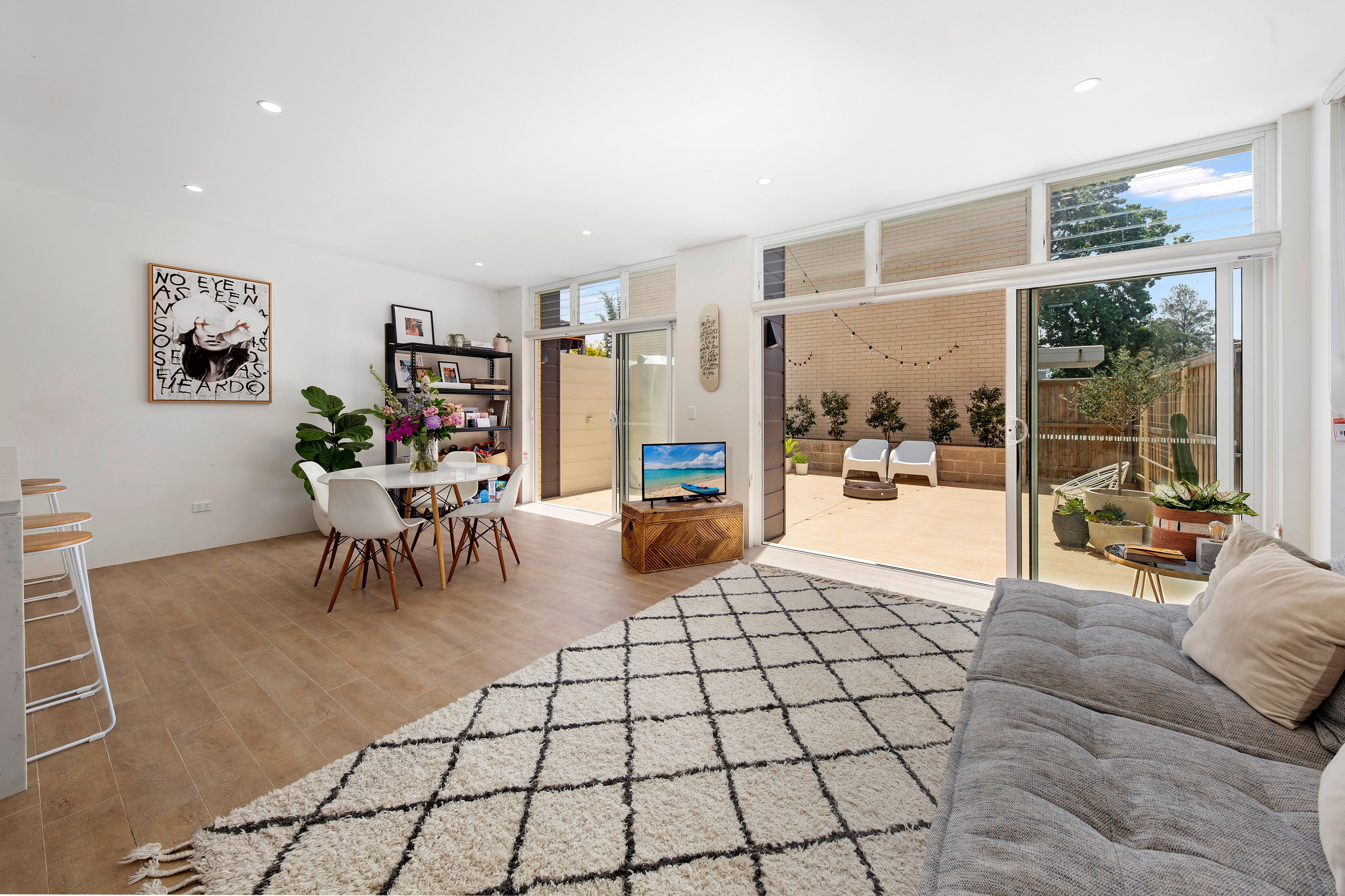 2/201 Parraweena Road, Miranda, NSW 2228