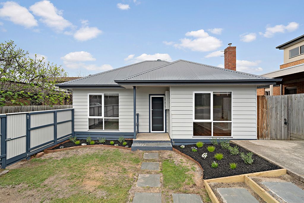 1/25 Catherine Parade — photo from Ray White Frankston
