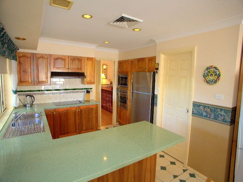 20 Mummuga Close, Flinders, NSW 2529