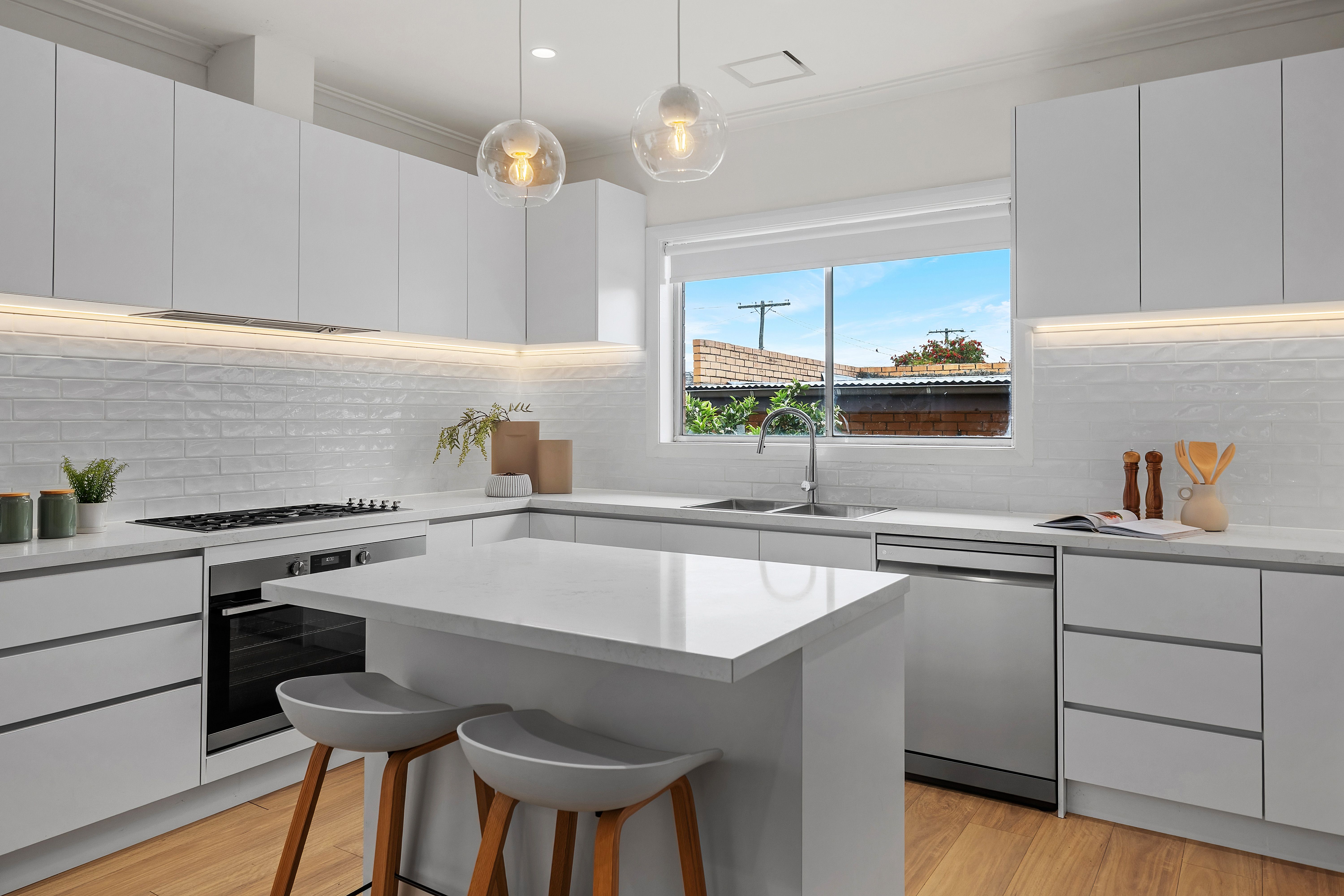 8 Simpson Street — photo 13 of 22