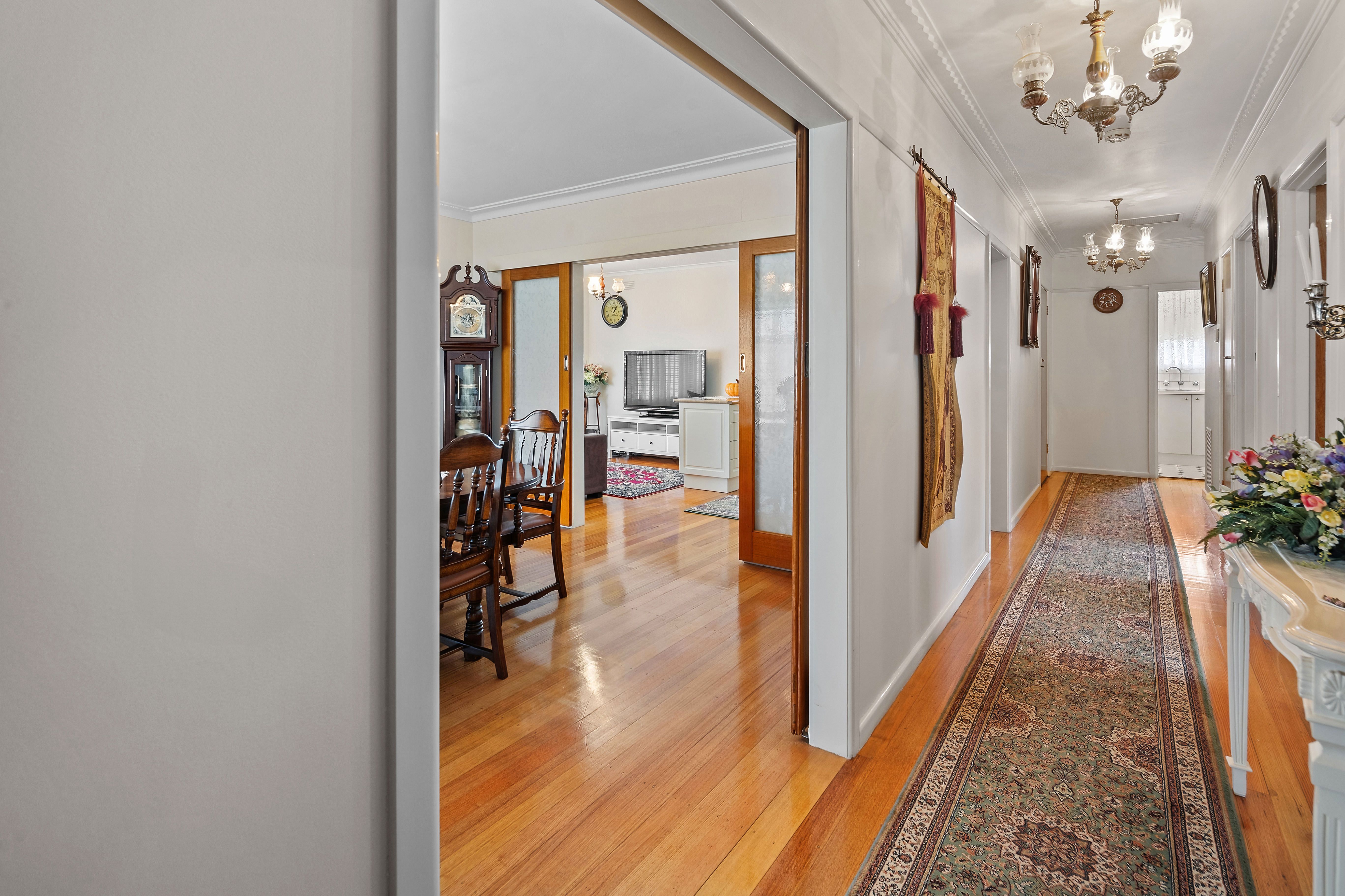 18 Hamilton Court, Lalor, VIC 3075