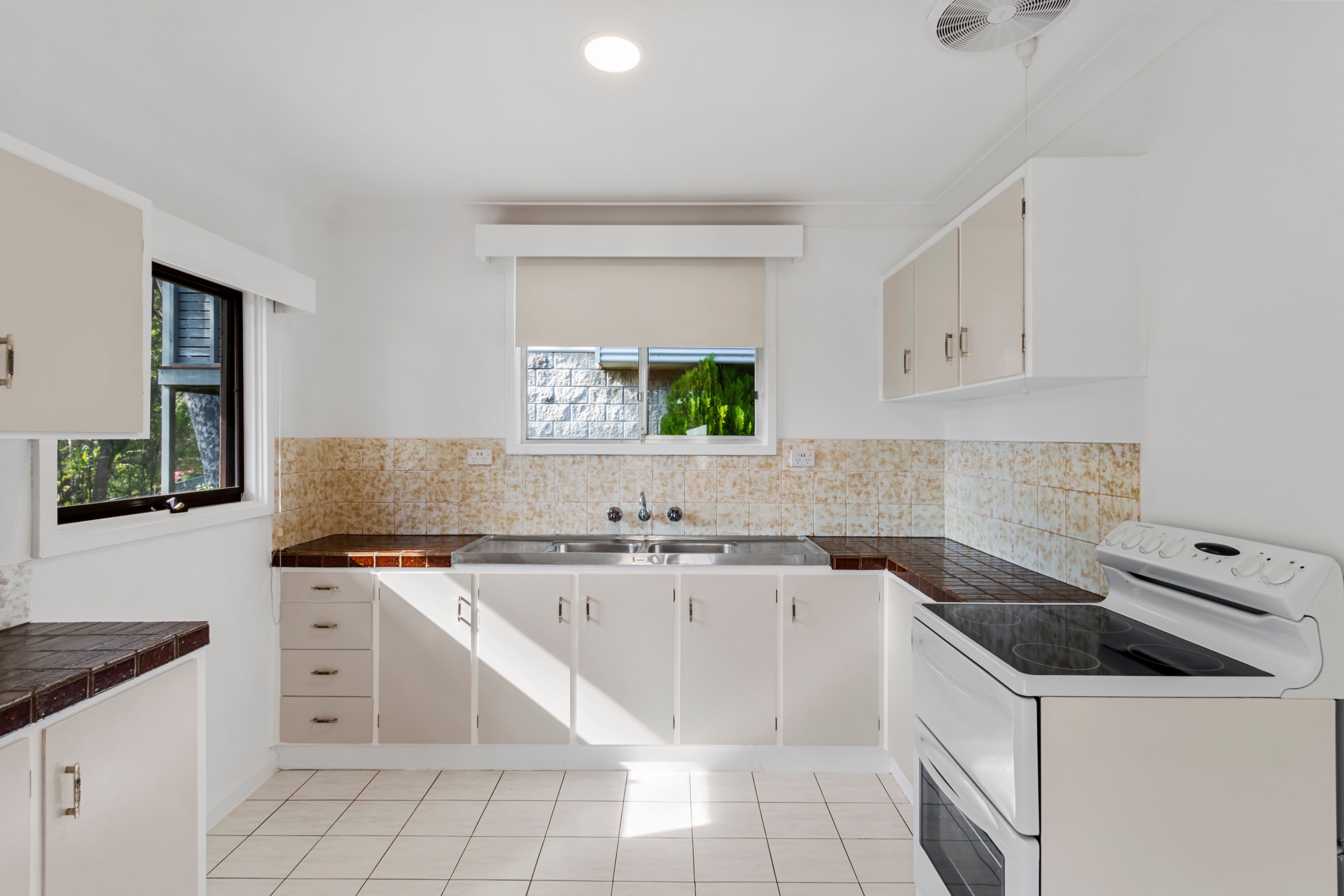 11 Crane Court, Catalina, NSW 2536