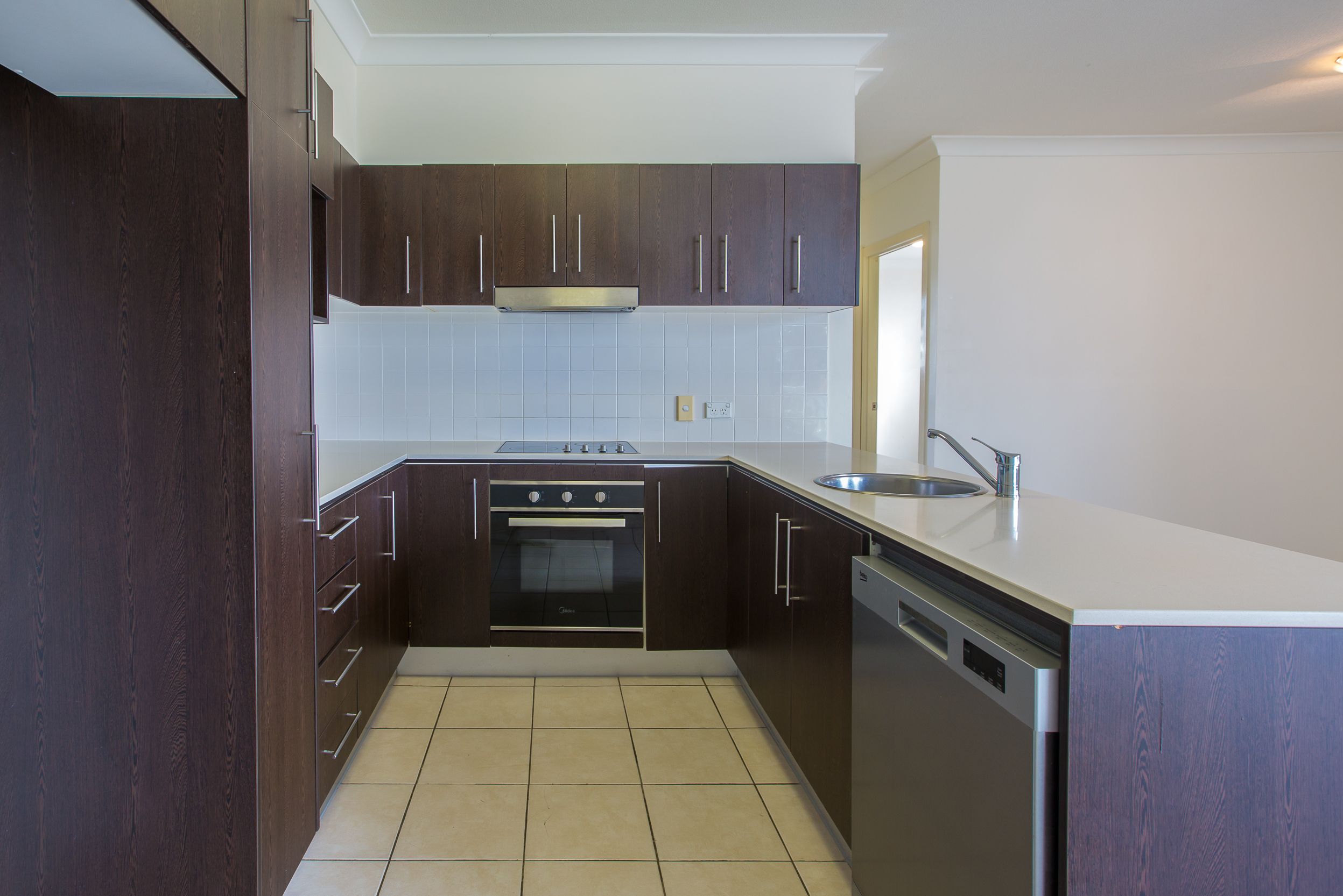 10/5 Carey Lane, Southport, QLD 4215