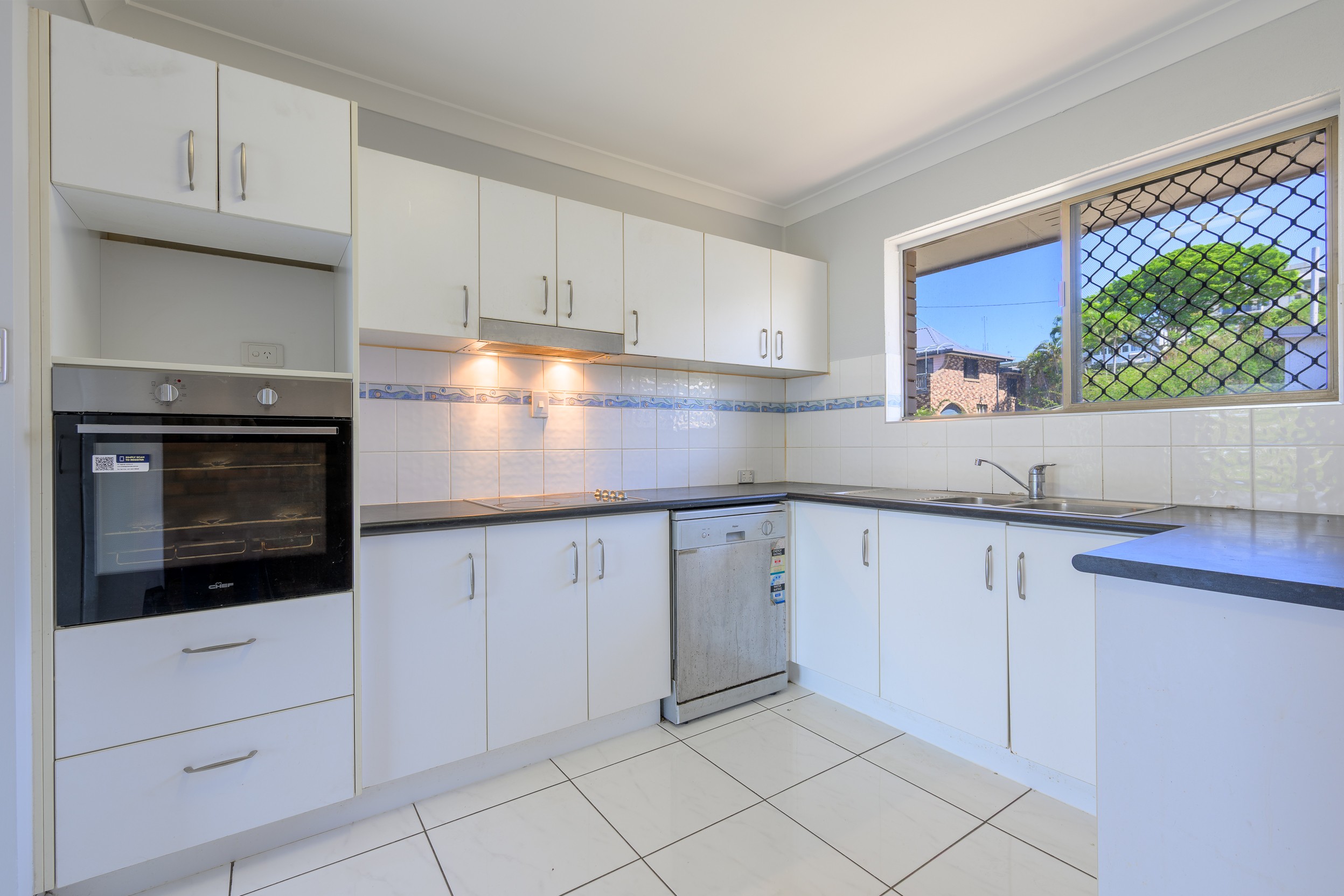 5/16 Kent Street, West Gladstone, QLD 4680