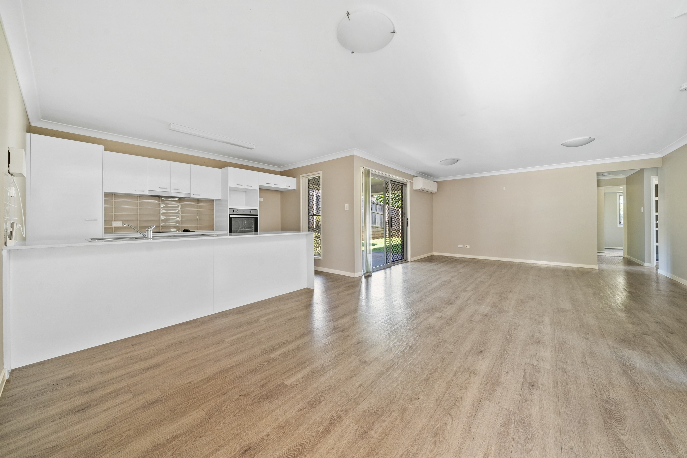 99 Bankswood Drive, Redland Bay, QLD 4165