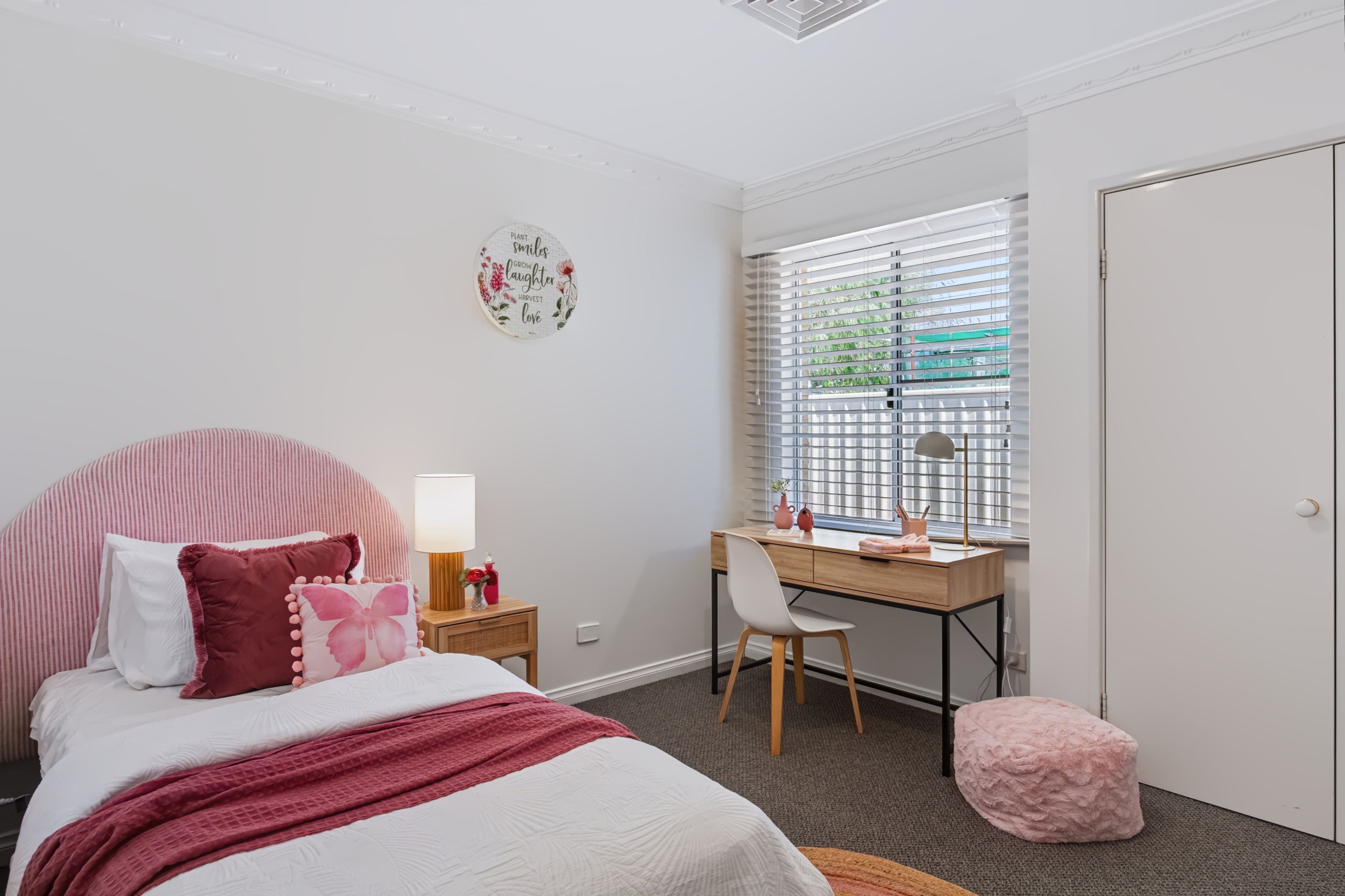 15 Beaufort Crescent — photo 18 of 30