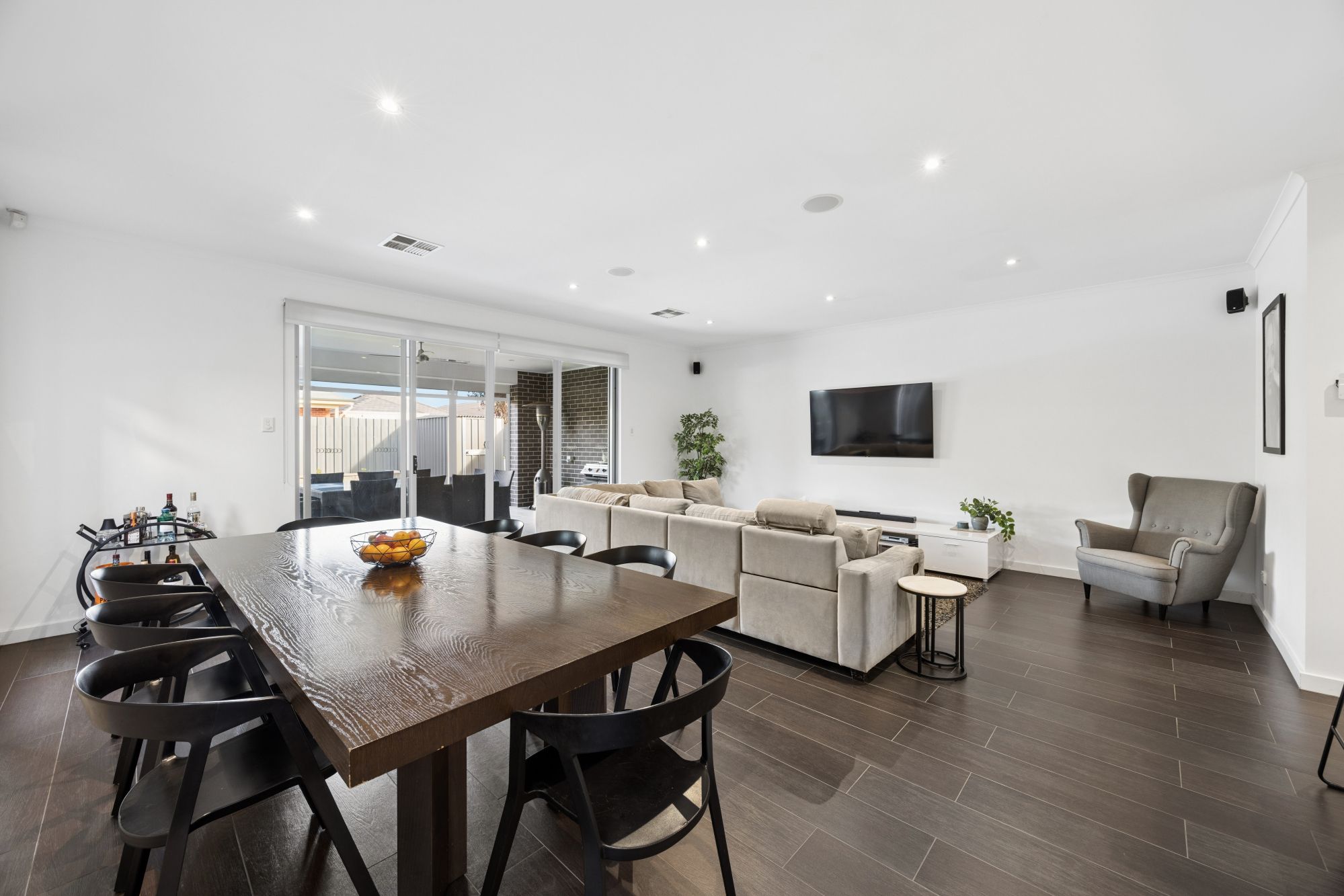 63A Balcombe Avenue — photo 6 of 16