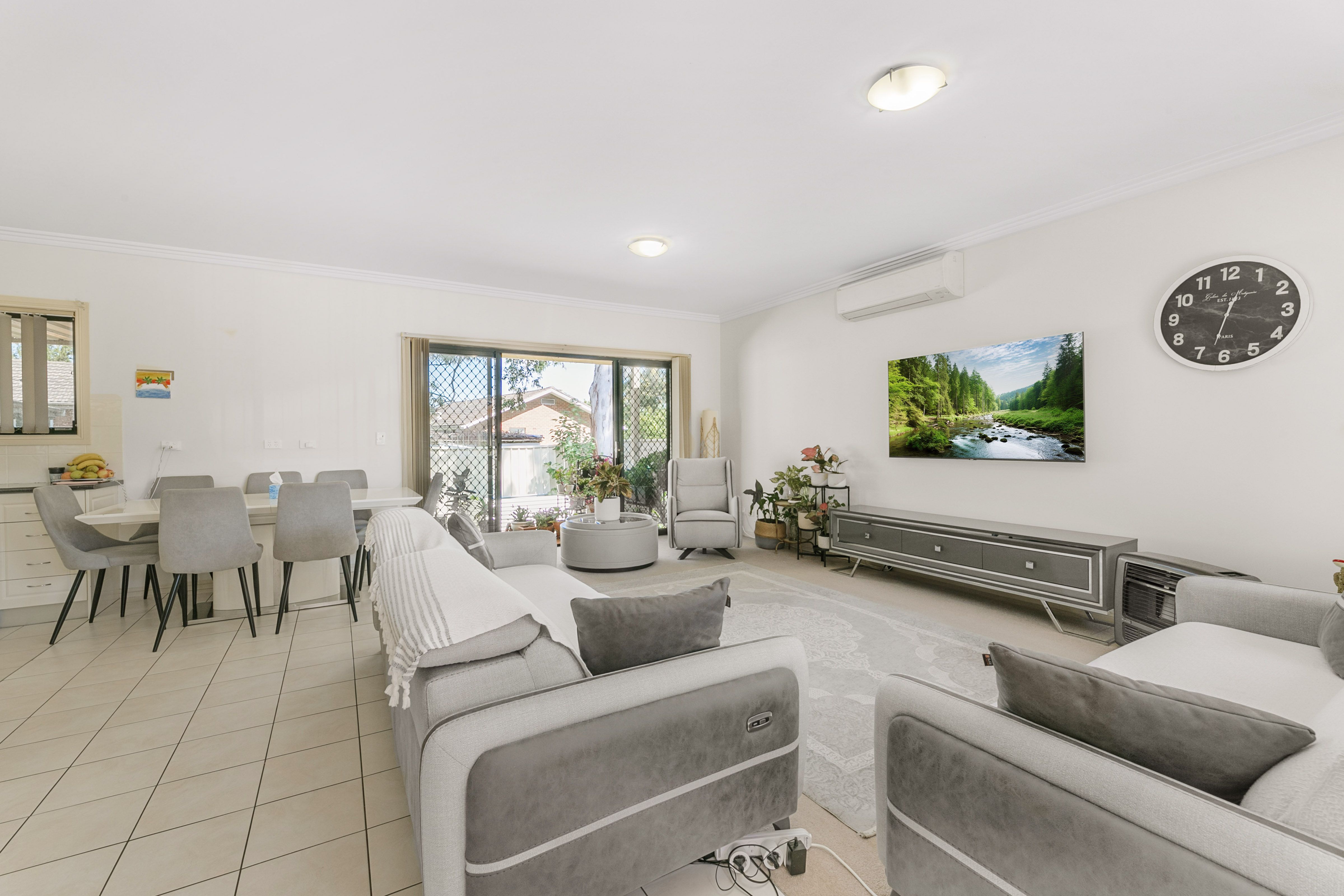 2/4 Iona Place, Bass Hill, NSW 2197