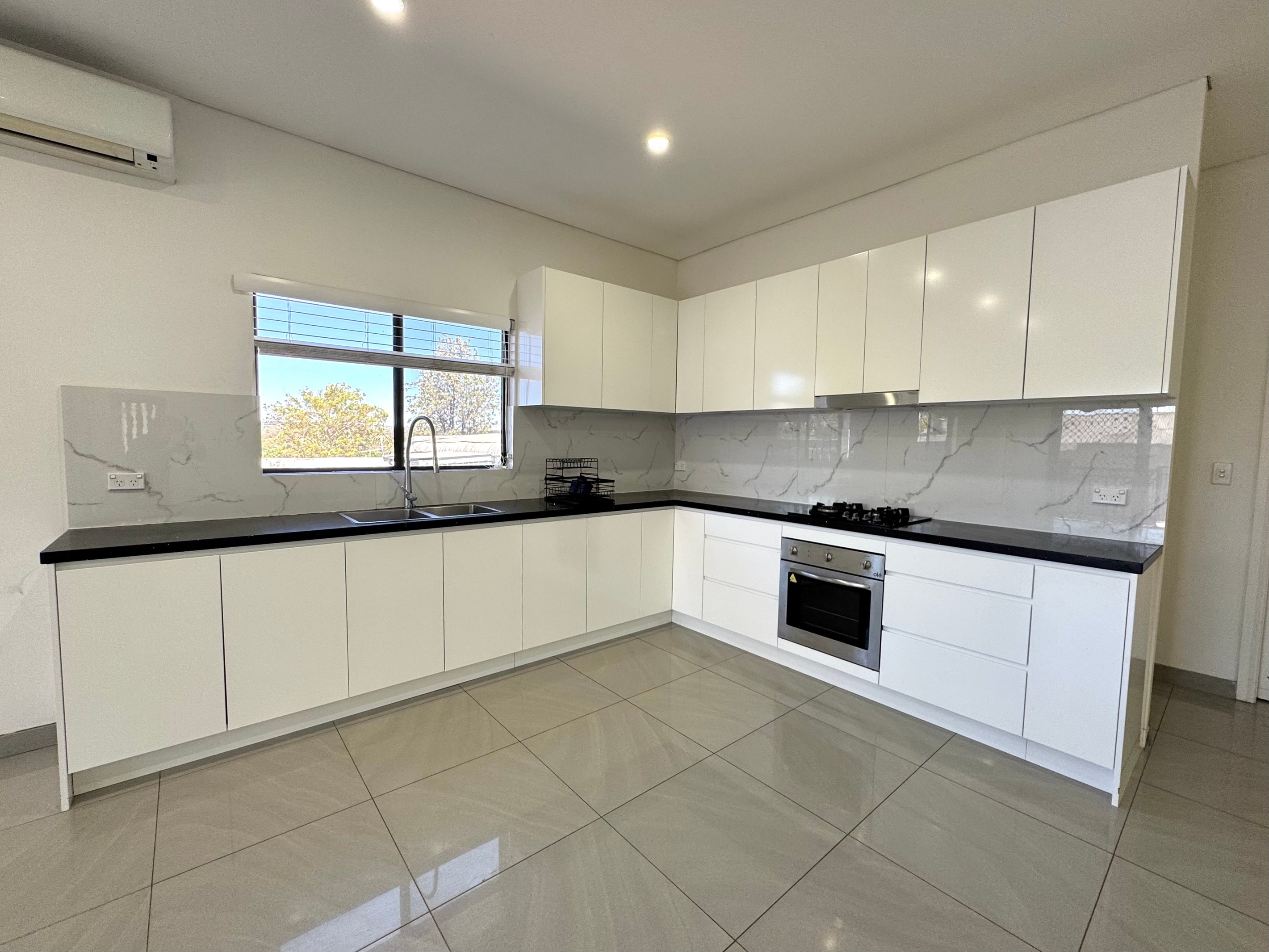 52 Campbell Street, Young, NSW 2594