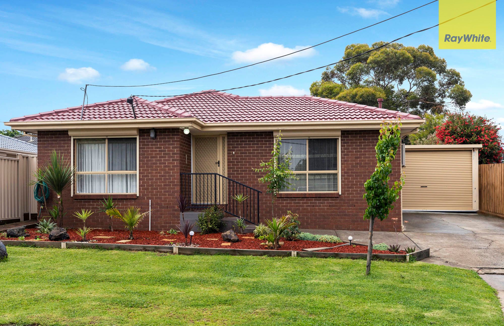 4 Herald Walk, Kings Park VIC 3021