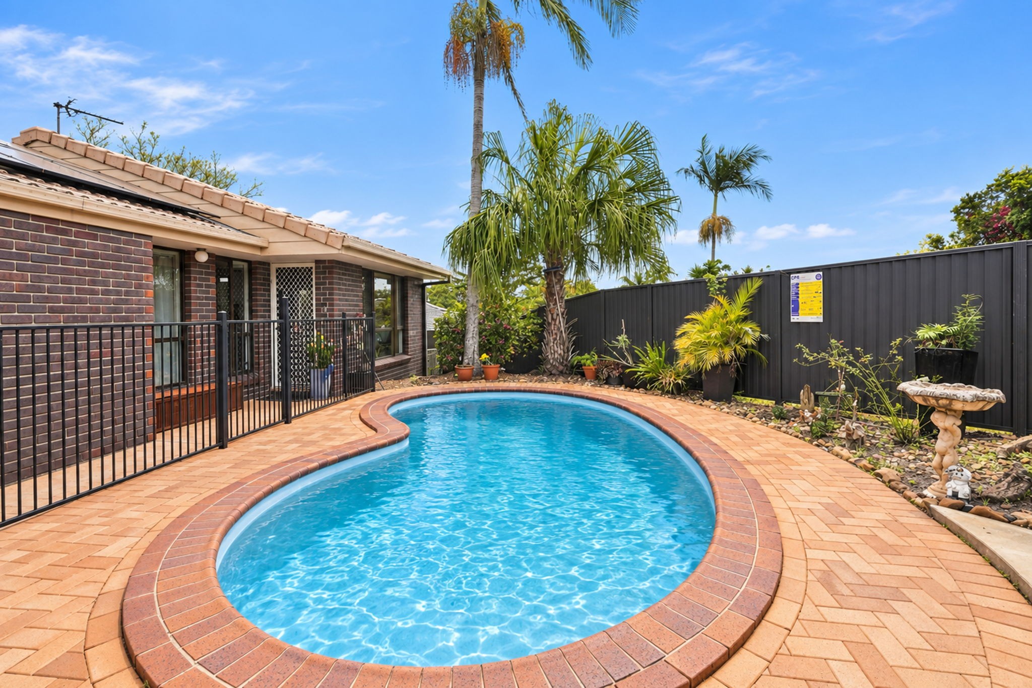 32 Zinnea Street, Elanora, QLD 4221