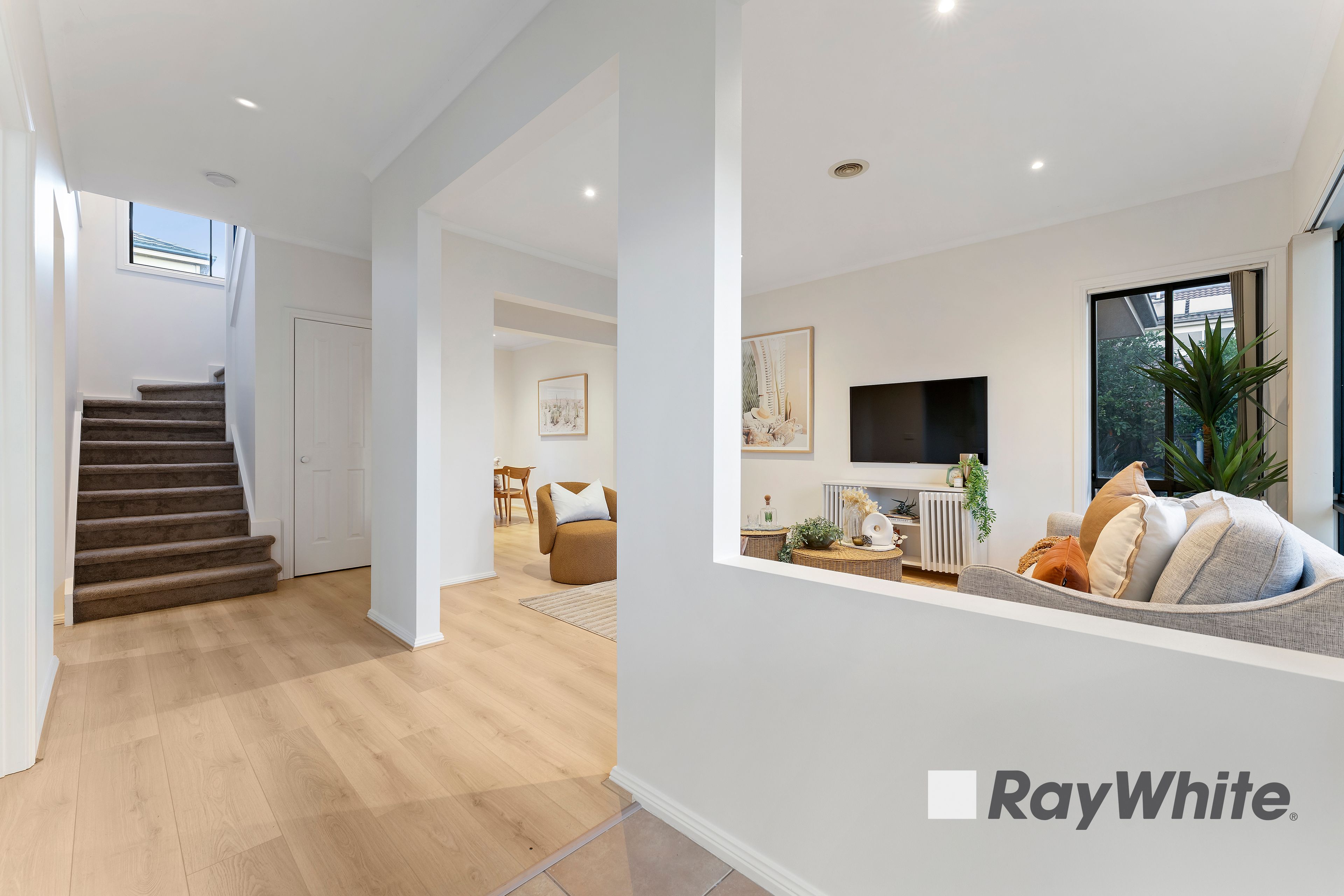 21 Amhurst Drive, Narre Warren South, VIC 3805