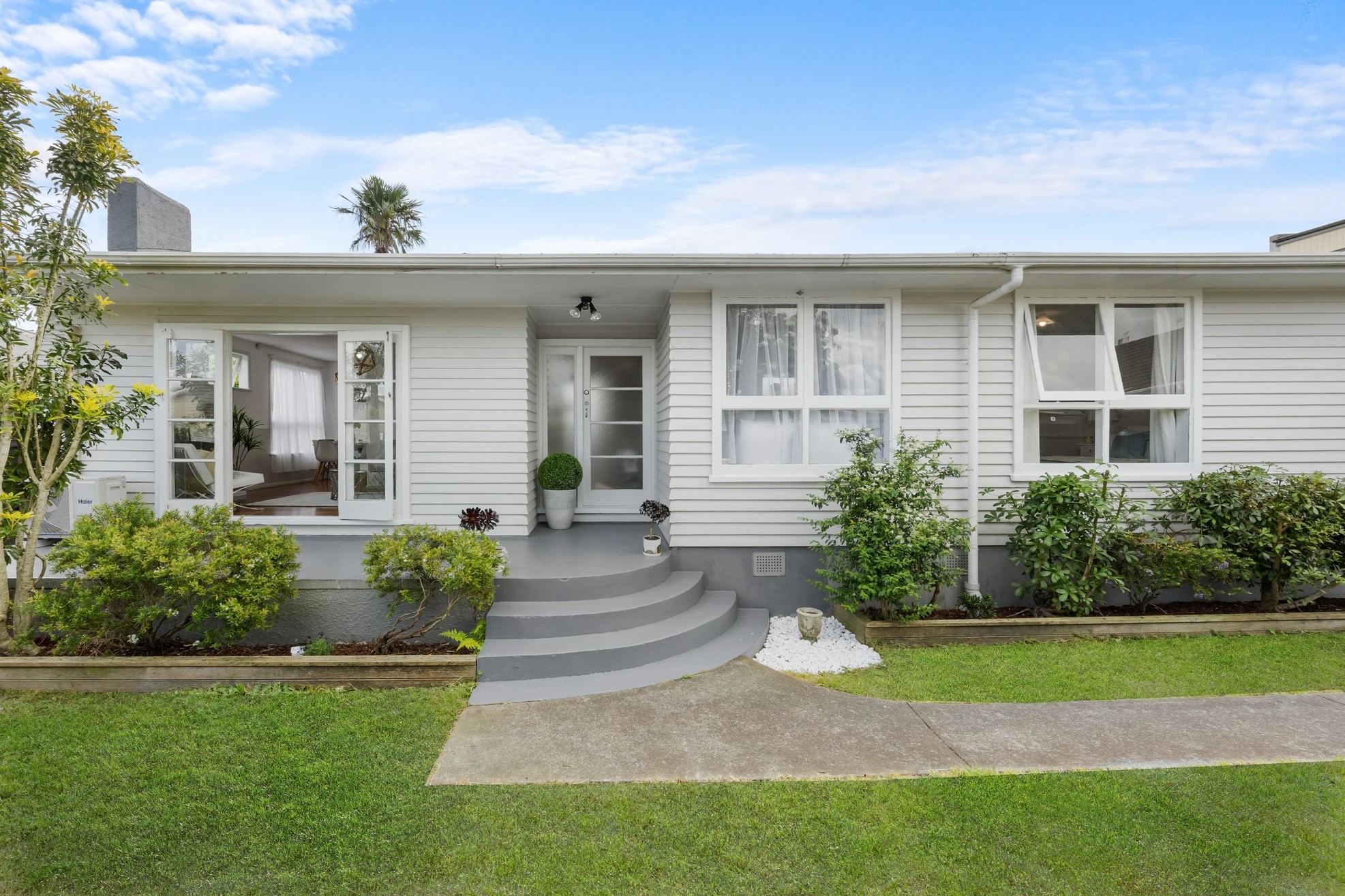 8A White Road, Manurewa, Manukau City