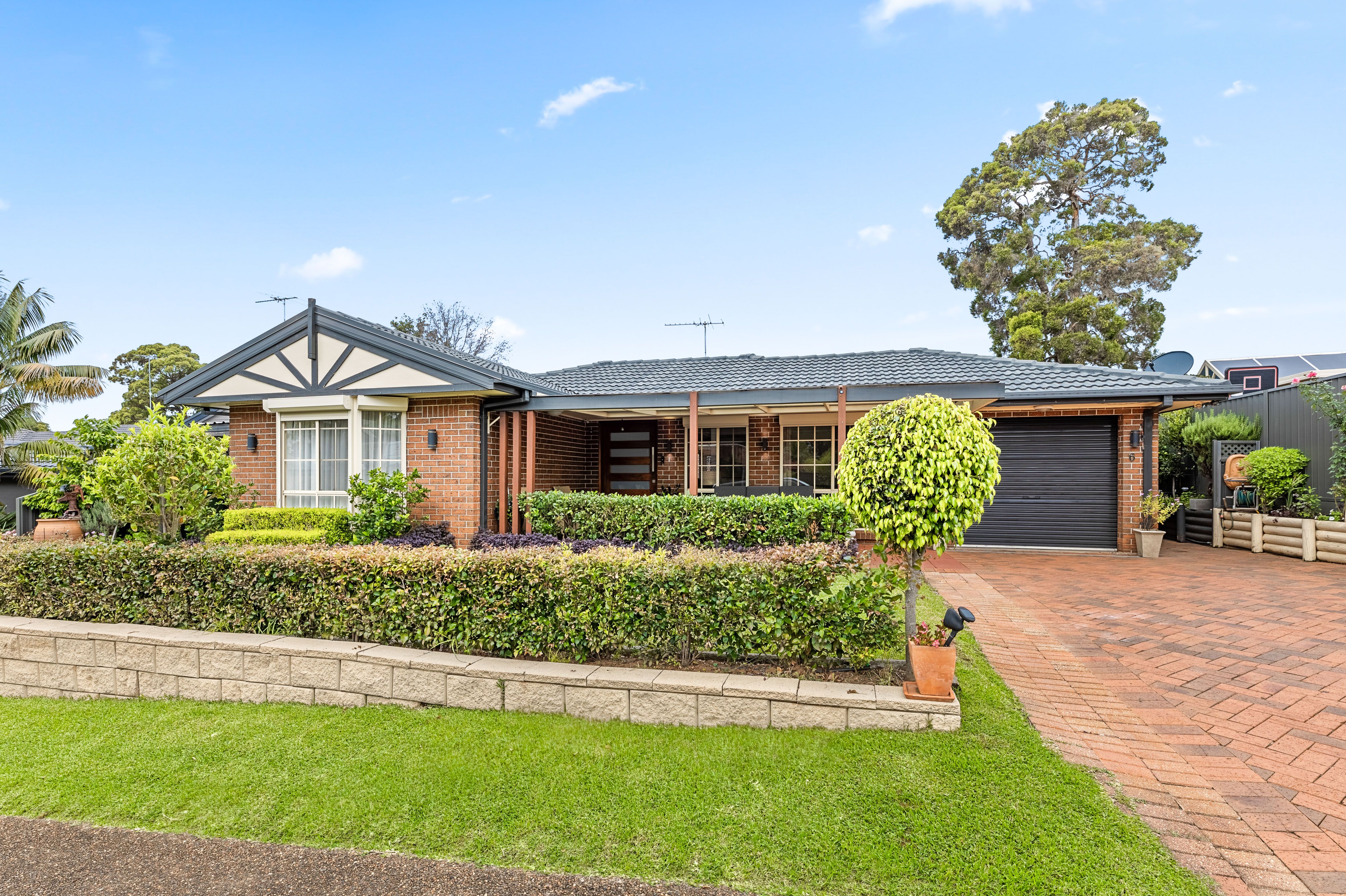 6 Rosewood Row, Menai NSW 2234