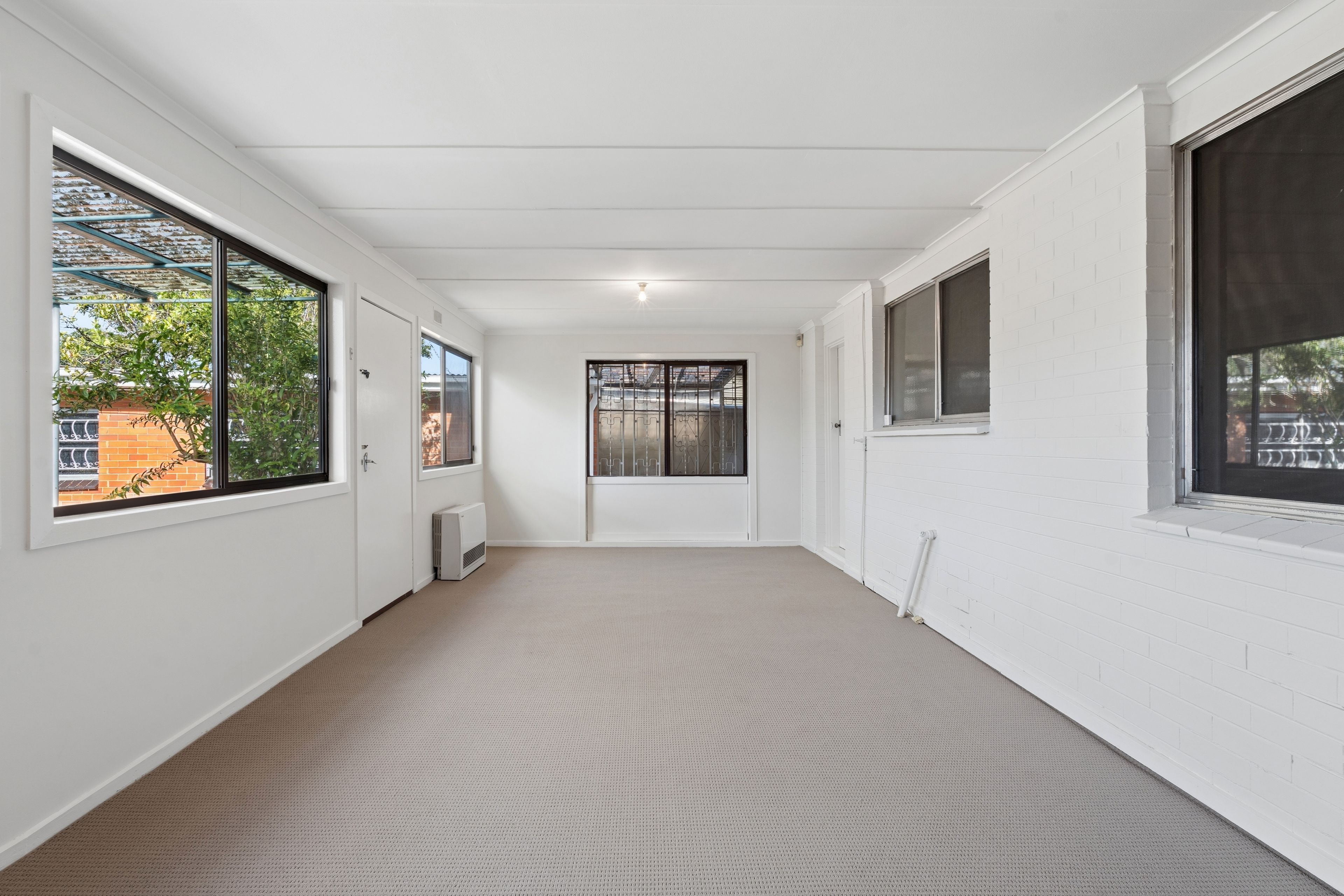 20 Henderson Street — photo 10 of 12